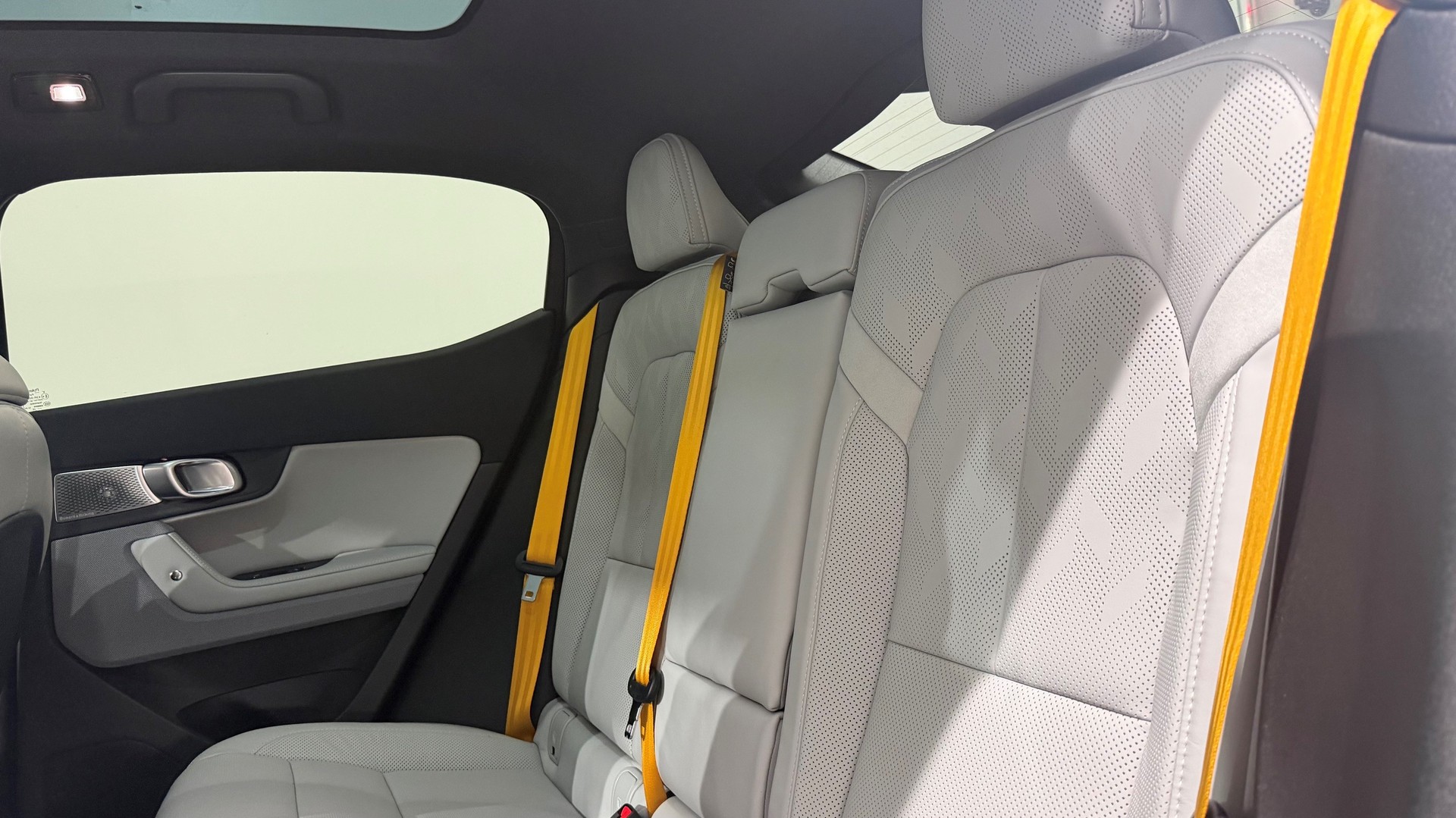 POLESTAR 2 Long Range Dual Motor Perfor-image-5