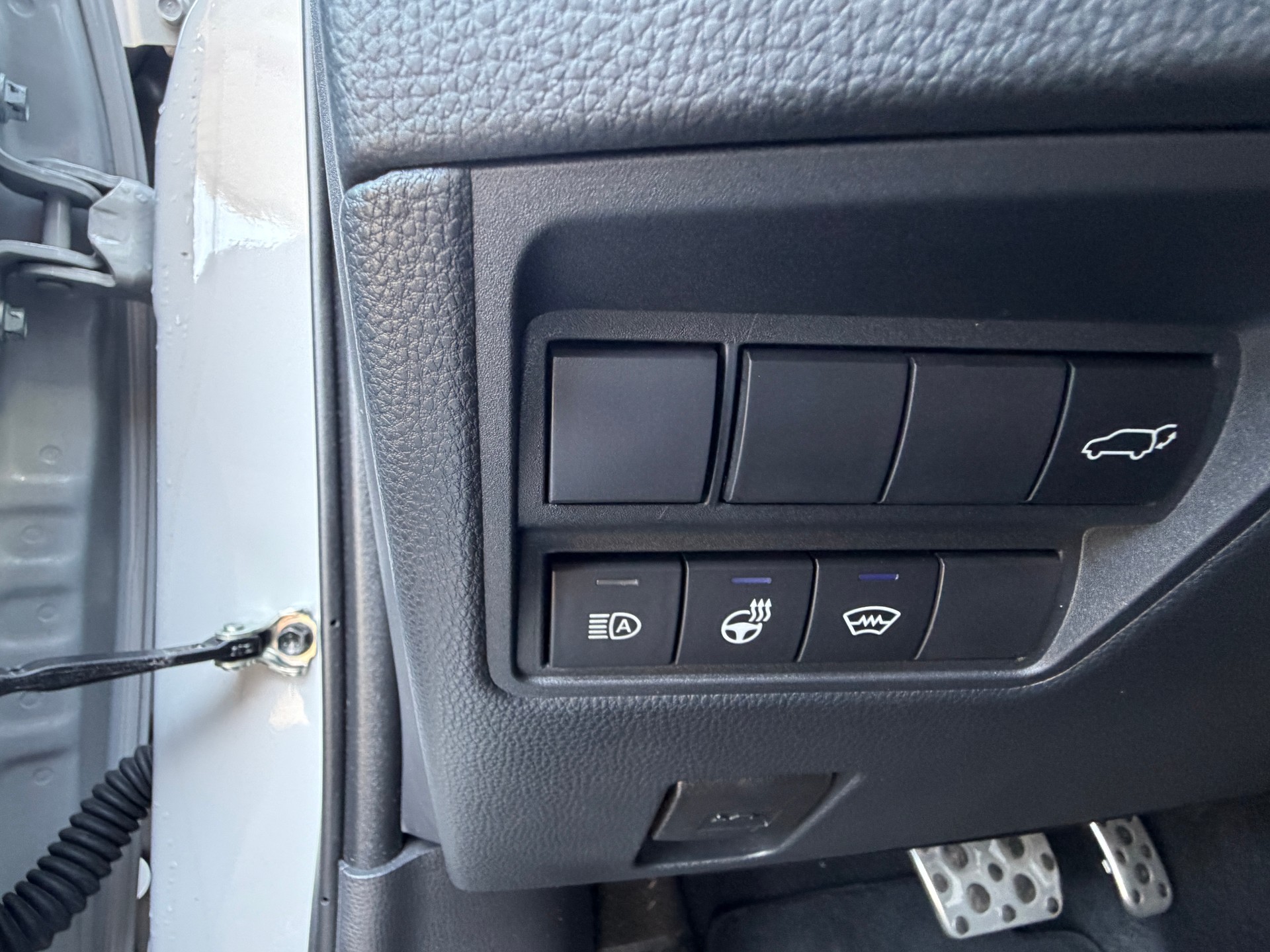 TOYOTA Yaris Cross 1.5 GR Sport e-CVT-image-11