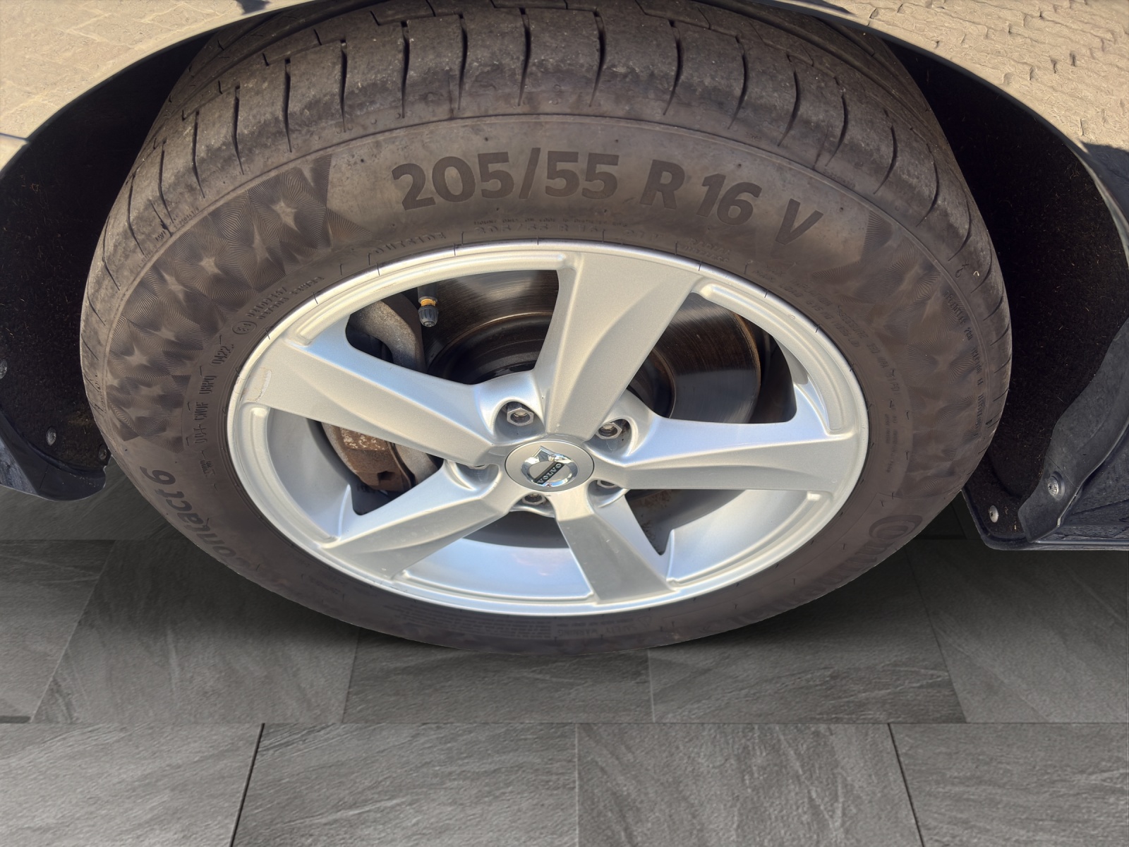 VOLVO V40 2.0 D3 Kinetic S/S-image-8