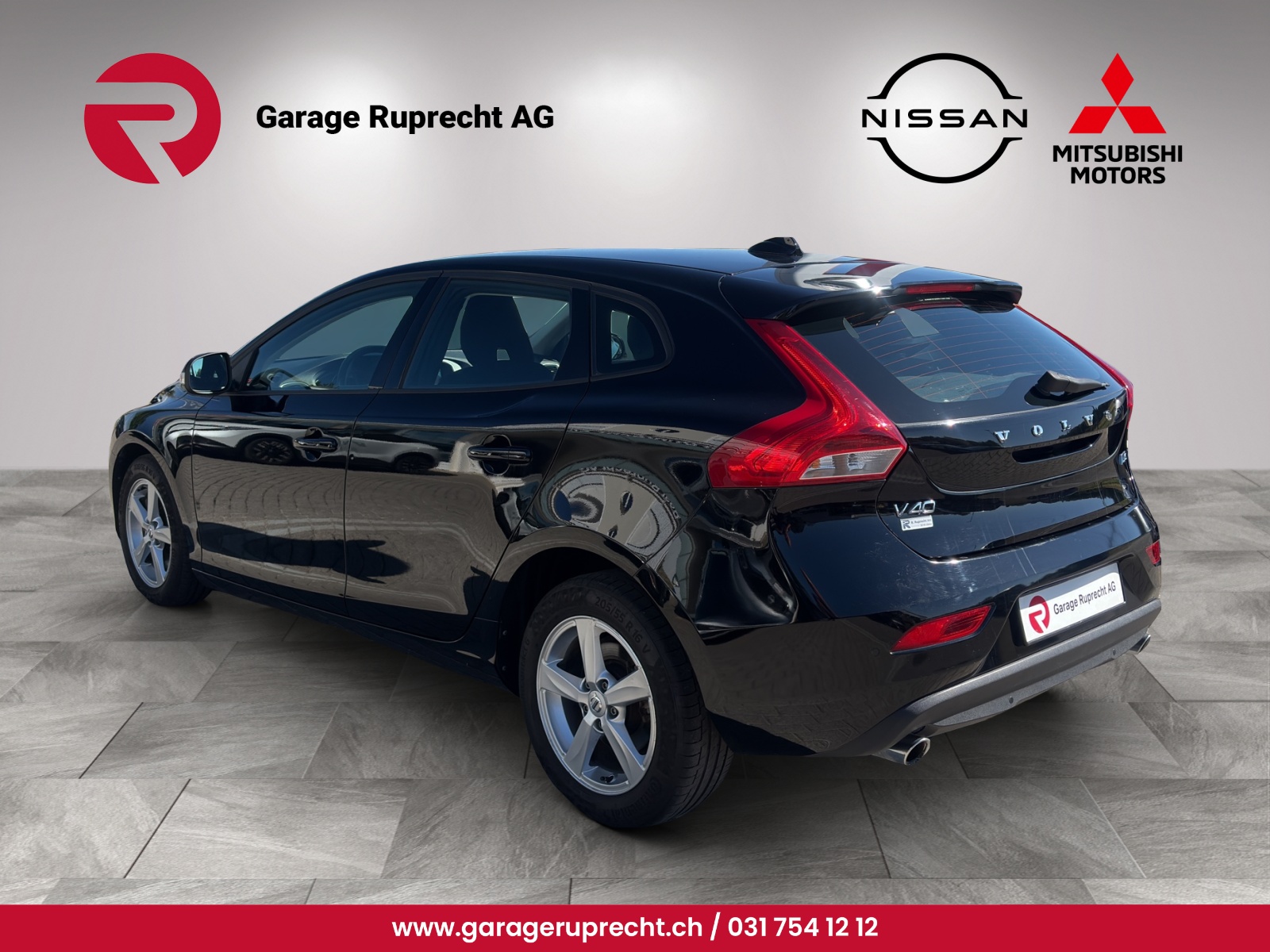 VOLVO V40 2.0 D3 Kinetic S/S-image-2