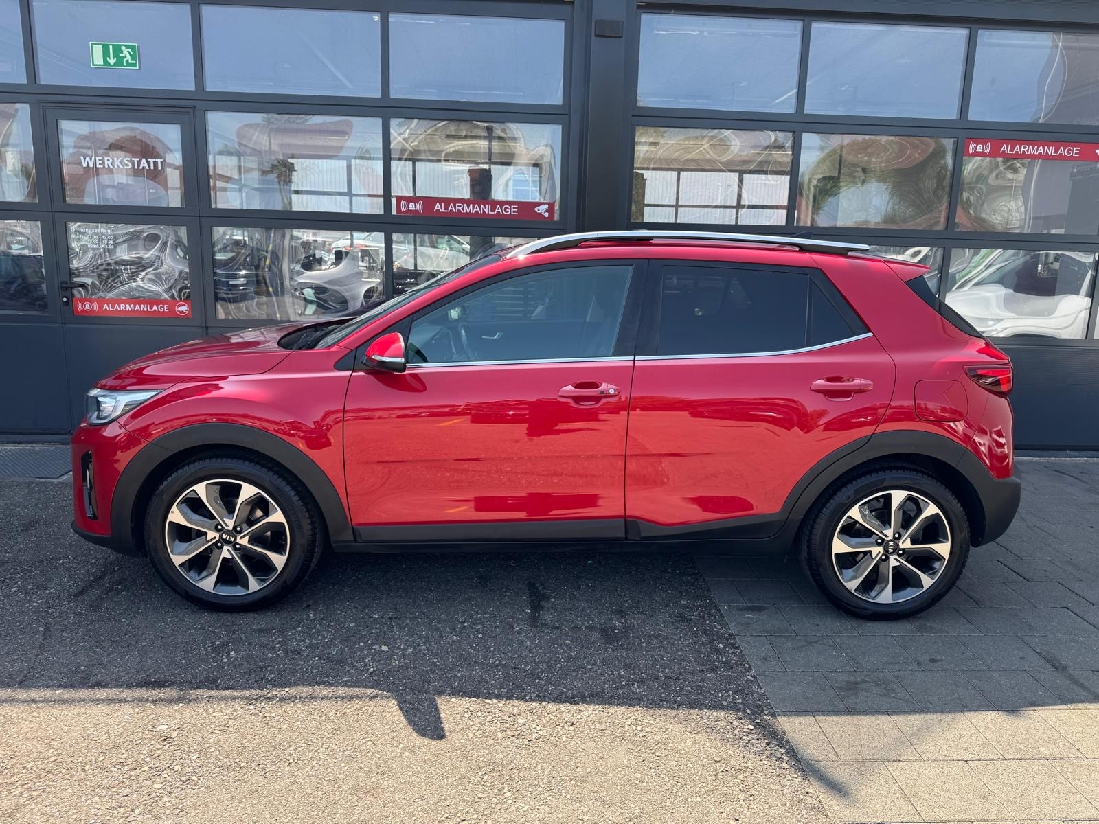 KIA Stonic 1.0 T-GDi-image-3