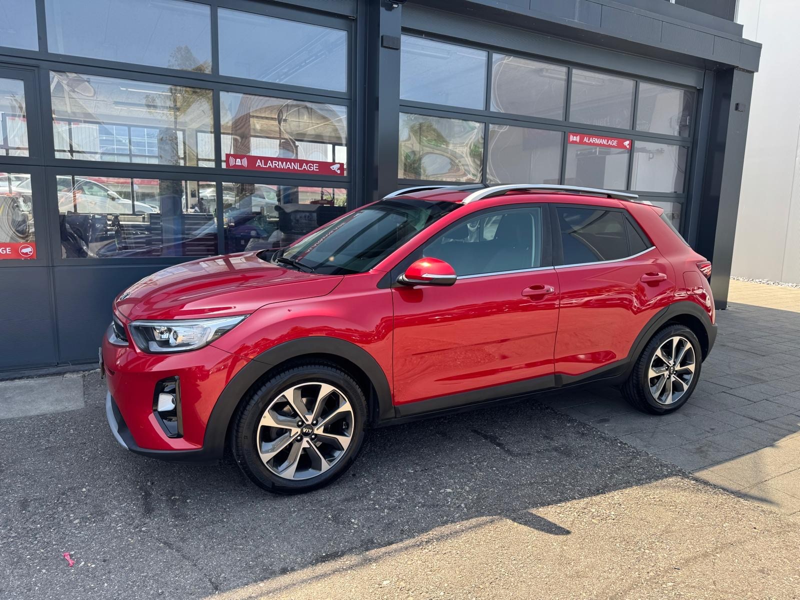 KIA Stonic 1.0 T-GDi-image-2
