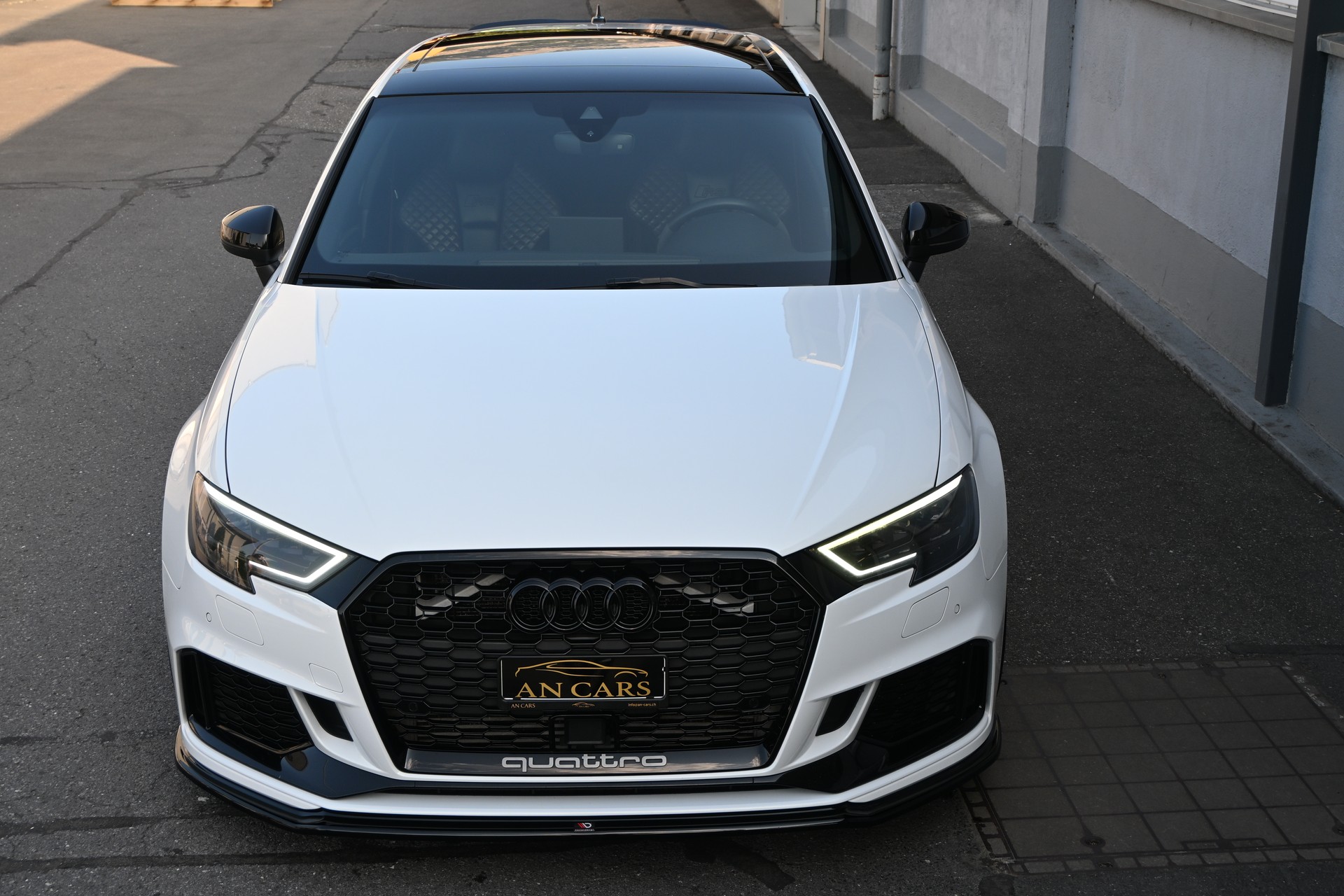 AUDI RS3 Sportback 2.5 TSI Quattro -EINZIGARTIG UNIQUE-& FRISCH AB MFK UND SERVICE -KW GEWINDE FAHRWERK- BRACHIALER SOUND-image-15