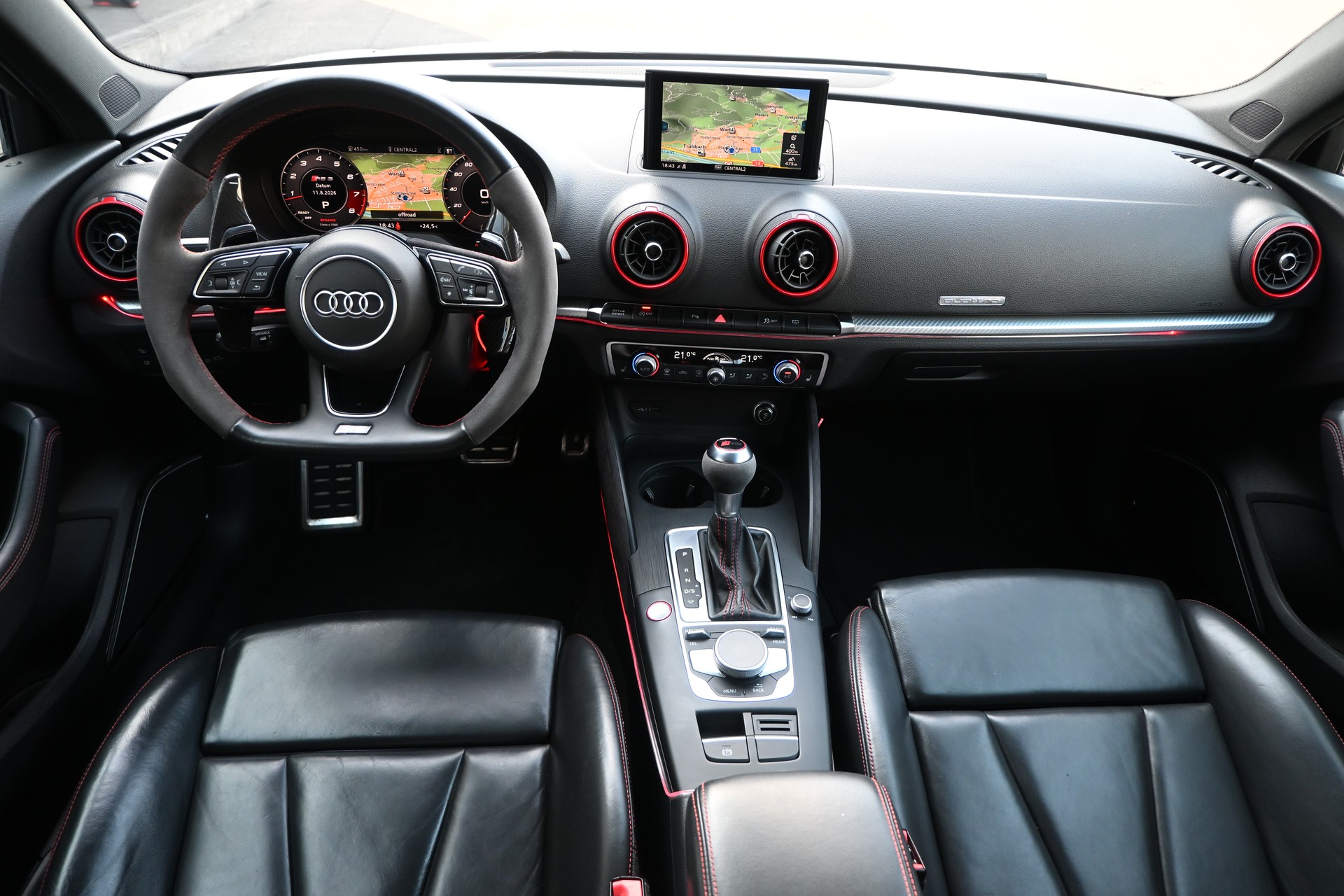 AUDI RS3 Sportback 2.5 TSI Quattro -EINZIGARTIG UNIQUE-& FRISCH AB MFK UND SERVICE -KW GEWINDE FAHRWERK- BRACHIALER SOUND-image-11