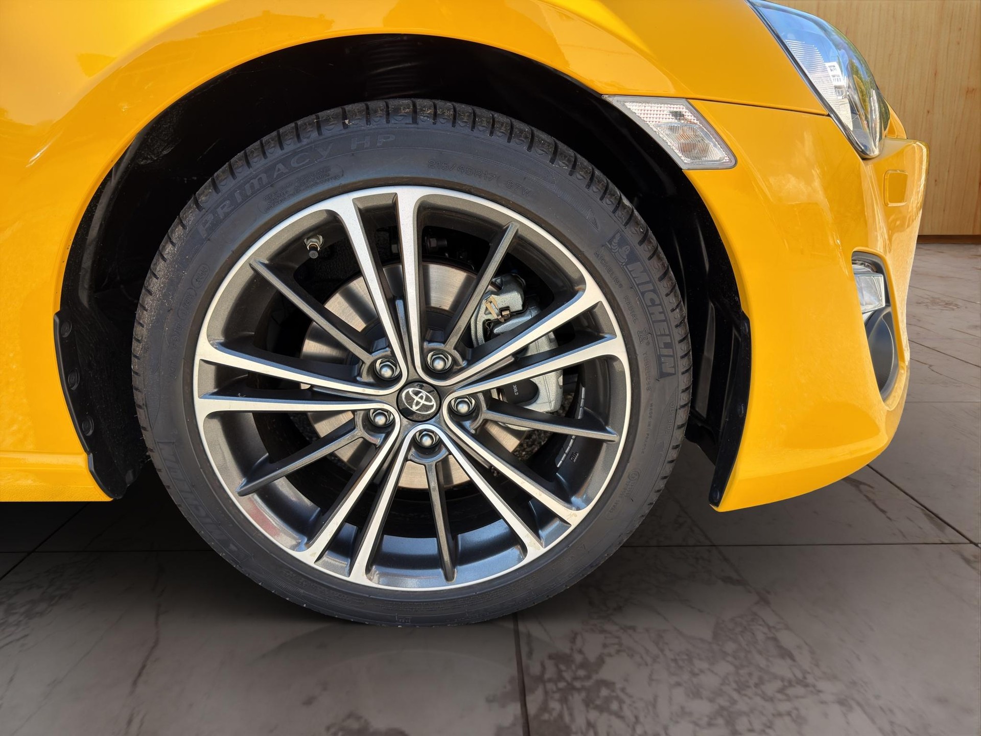 TOYOTA GT86 2.0 D-4S Sport-image-23