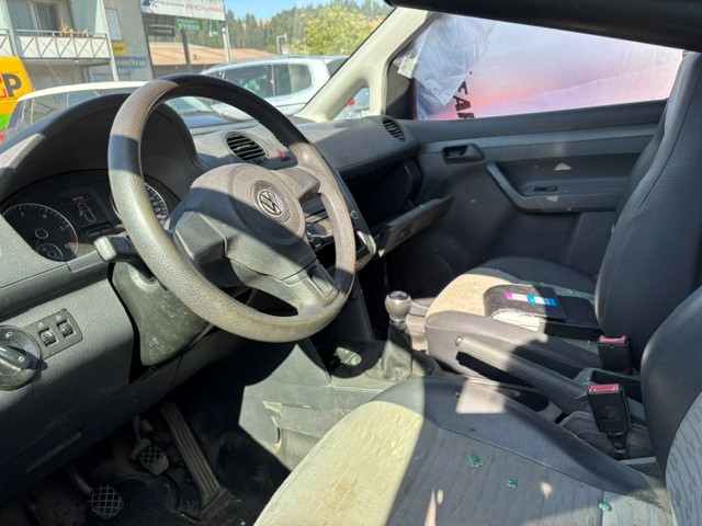 VW Caddy Maxi 2.0 TDI-image-4