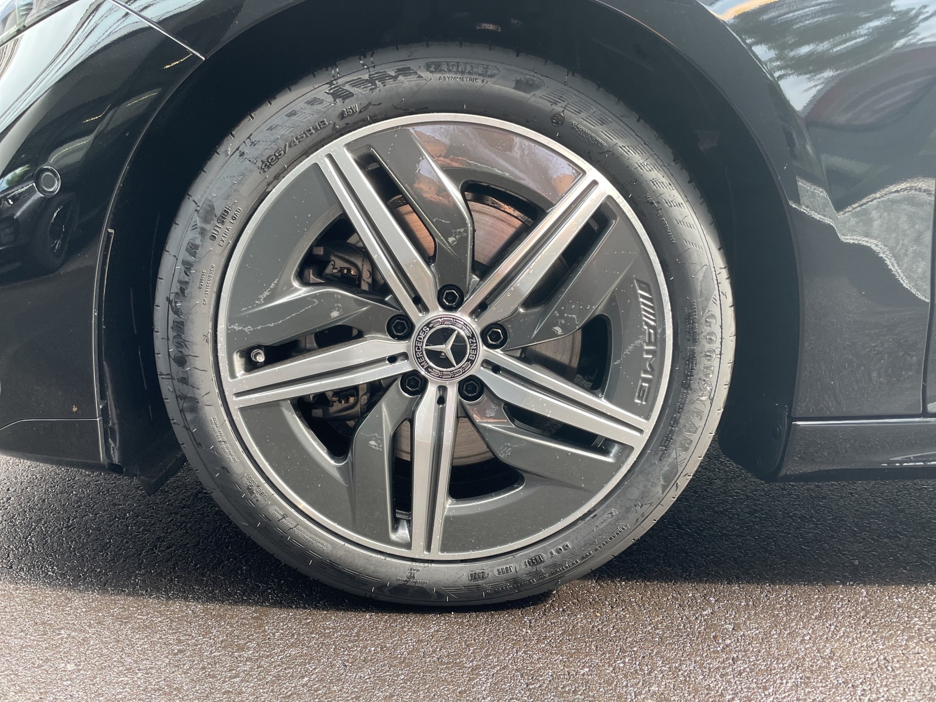 MERCEDES-BENZ CLA 200 8G-DCT 4Matic-image-6
