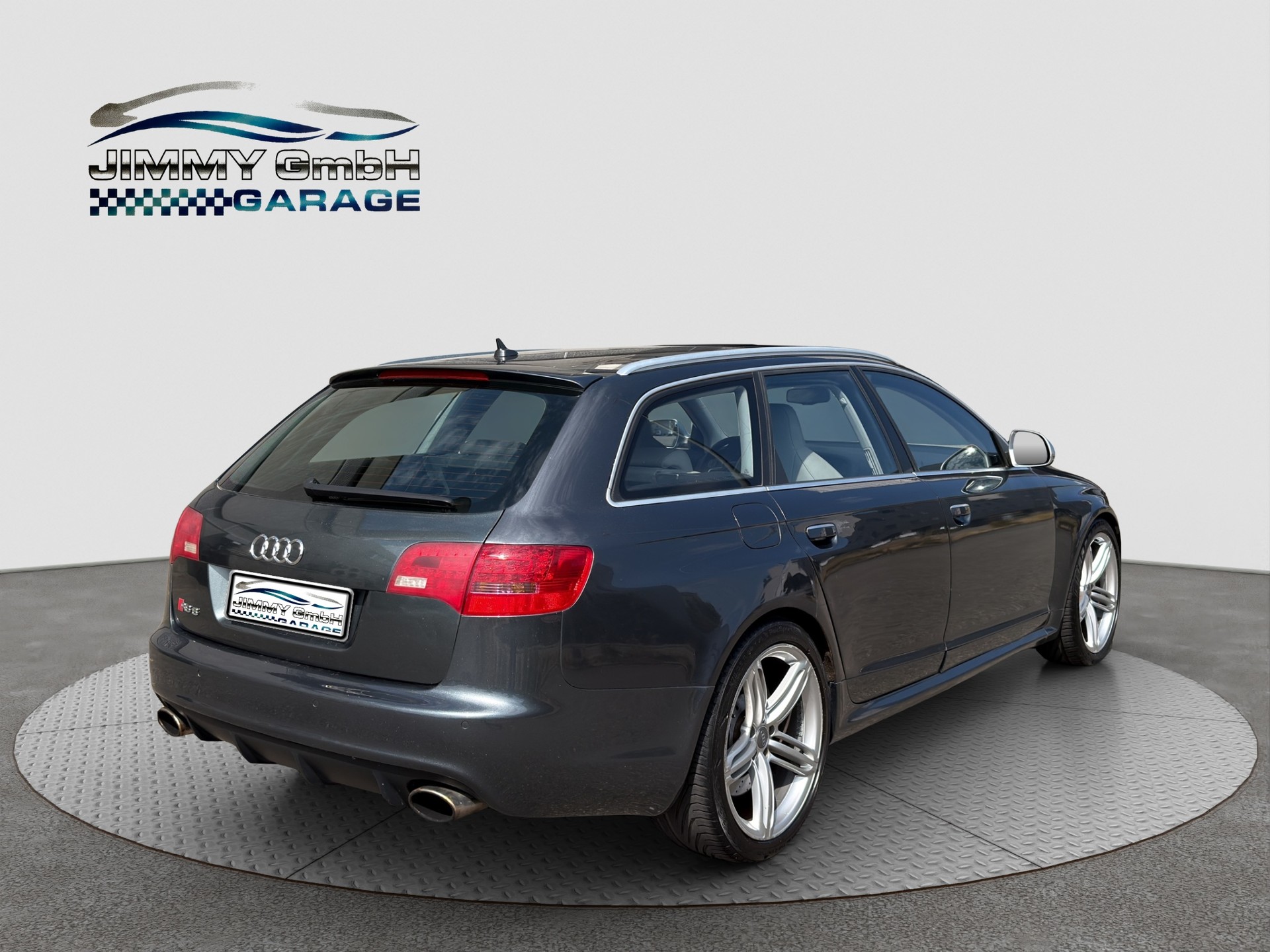 AUDI RS6 Avant 5.0 TFSI V10 quattro tiptronic-image-5