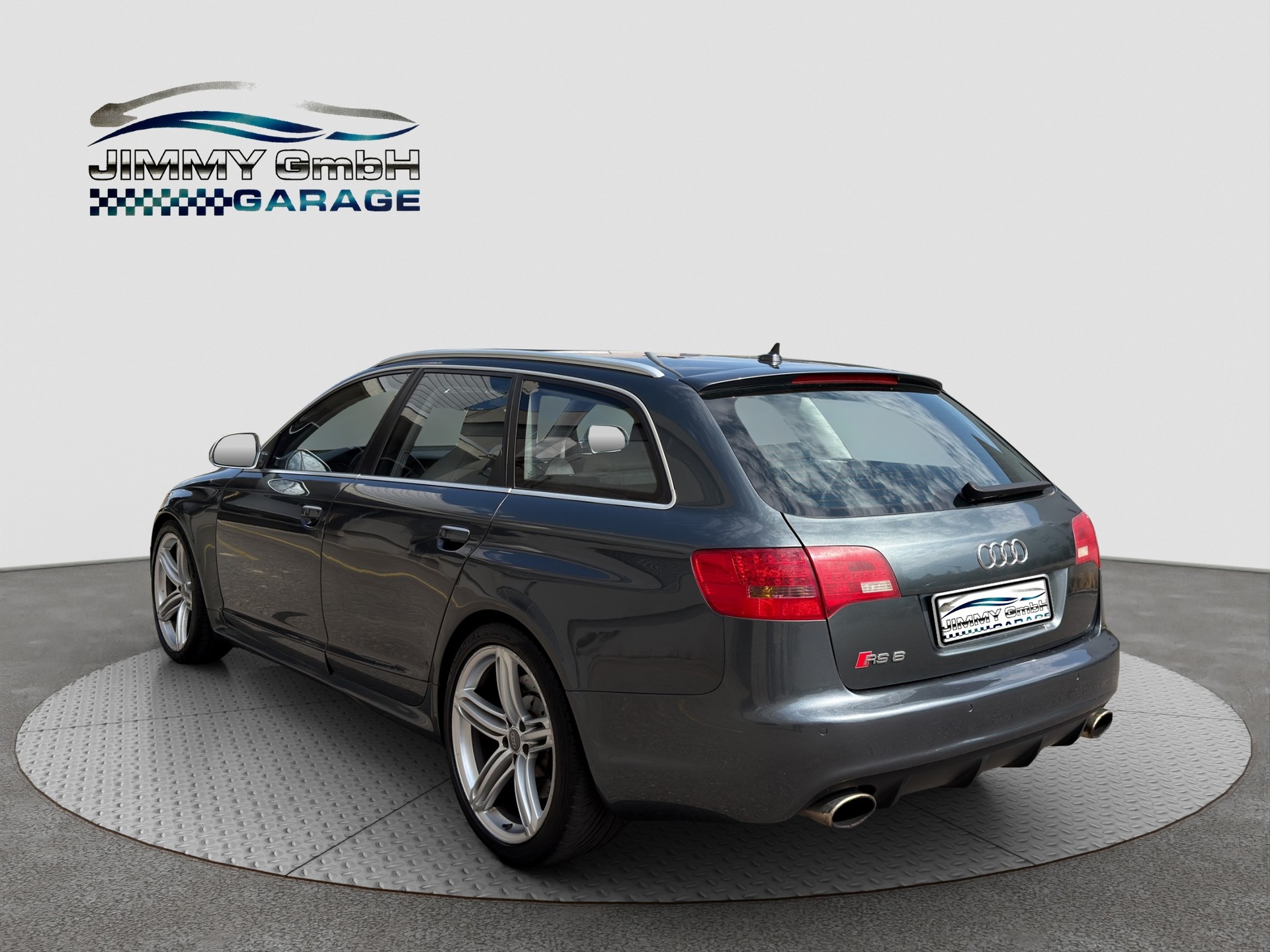 AUDI RS6 Avant 5.0 TFSI V10 quattro tiptronic-image-3