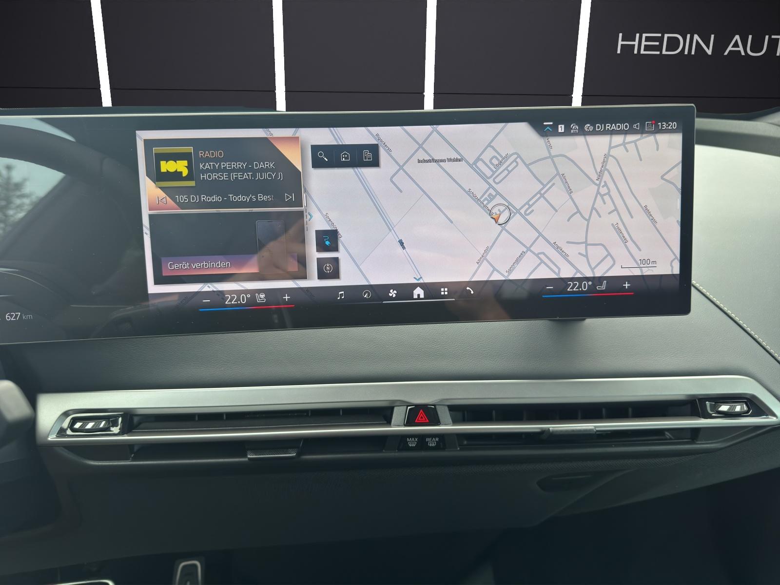 BMW iX xDrive60-image-18