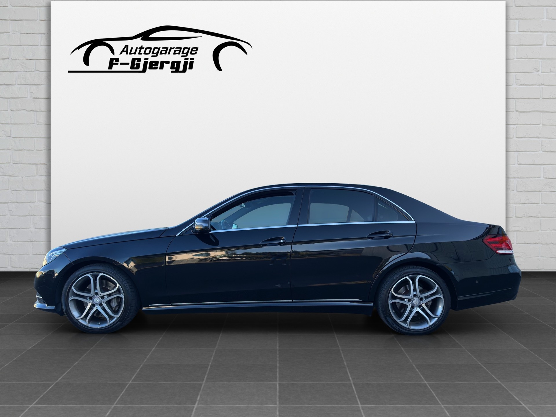 MERCEDES-BENZ E 400 Avantgarde 7G-Tronic-image-4