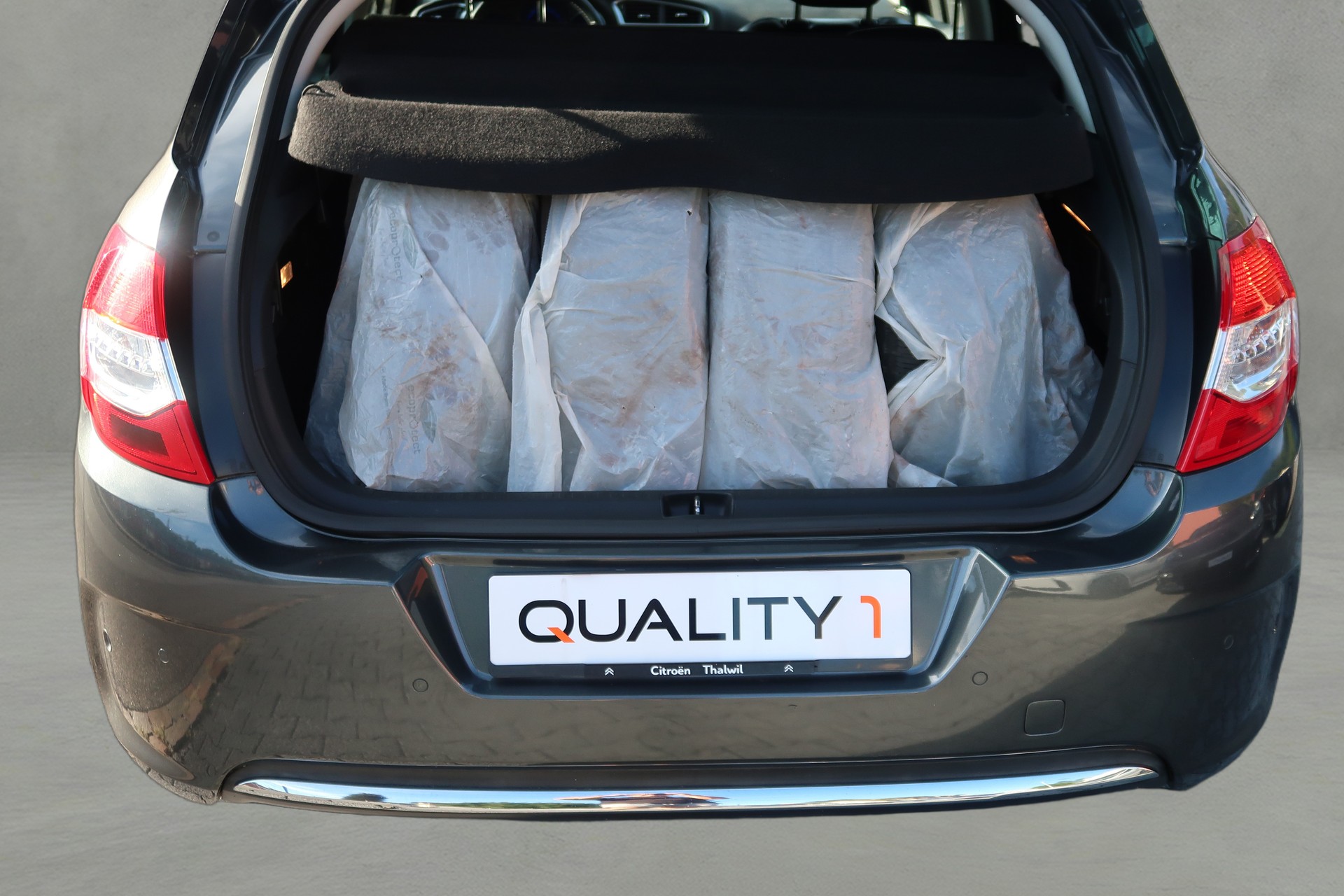 CITROEN C4 Berline 1.6 THP Exclusive EGS6-image-14