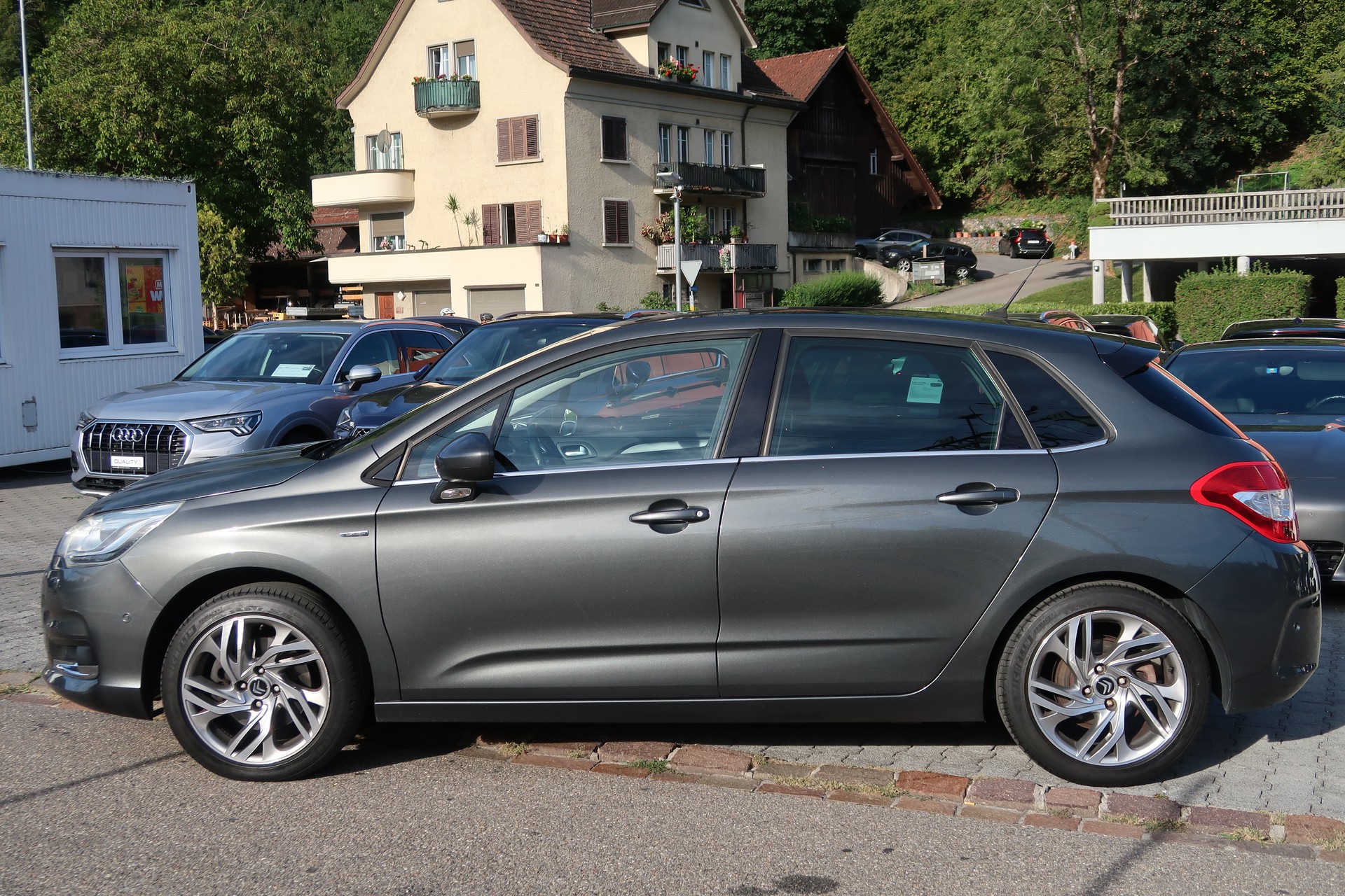 CITROEN C4 Berline 1.6 THP Exclusive EGS6-image-6