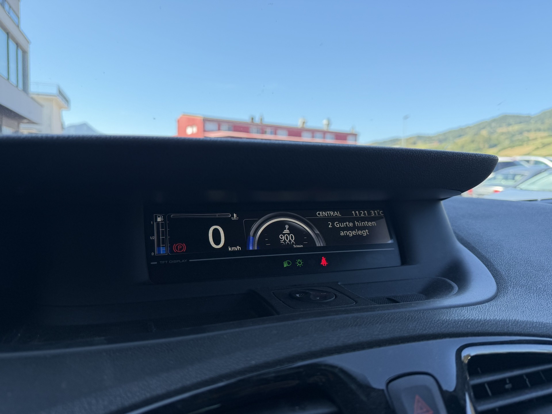 RENAULT Grand Scénic 1.4 16V Turbo Dynamique-image-9