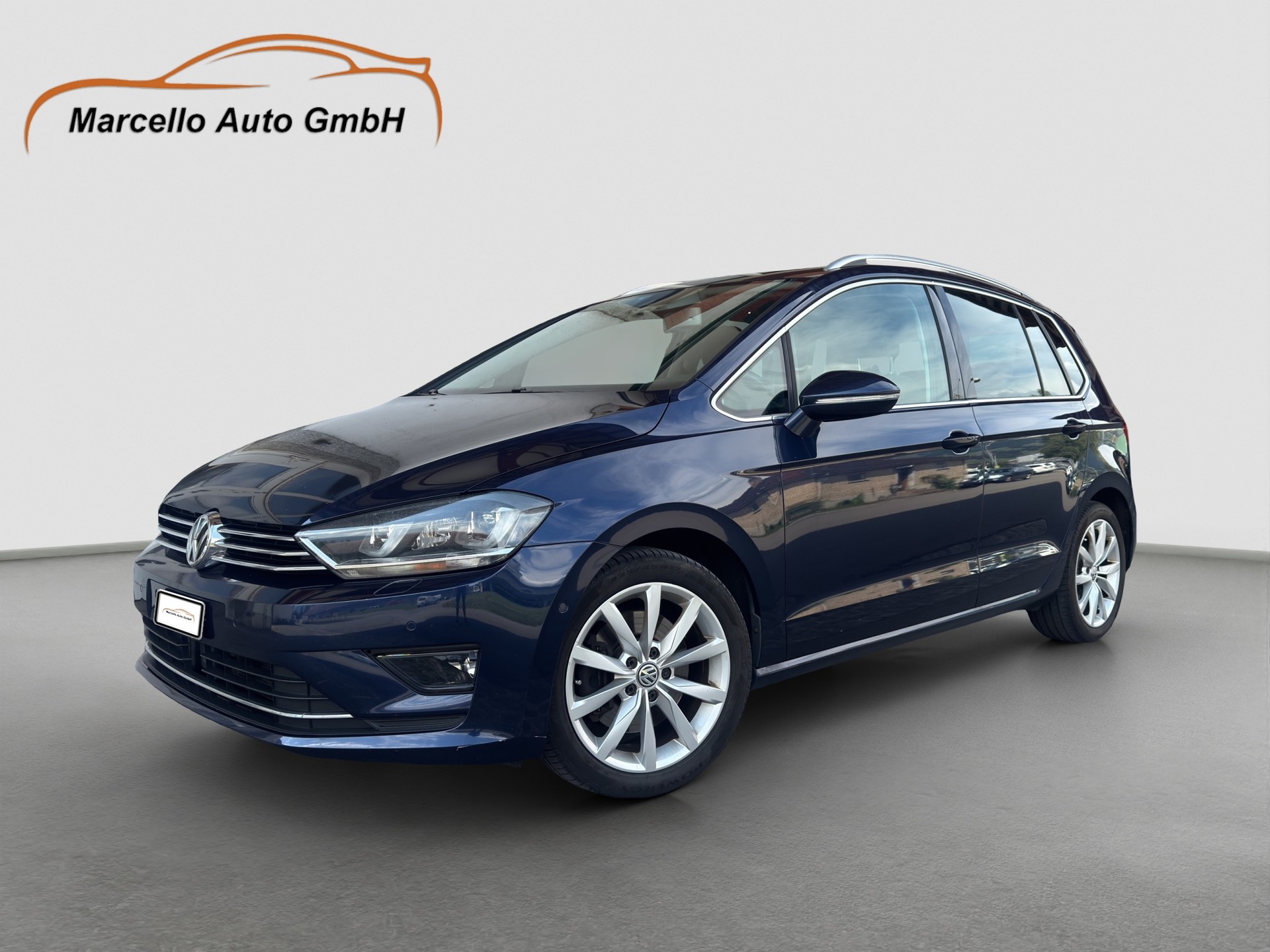 VW Golf Sportsvan 2.0 TDI Highline DSG-image-0