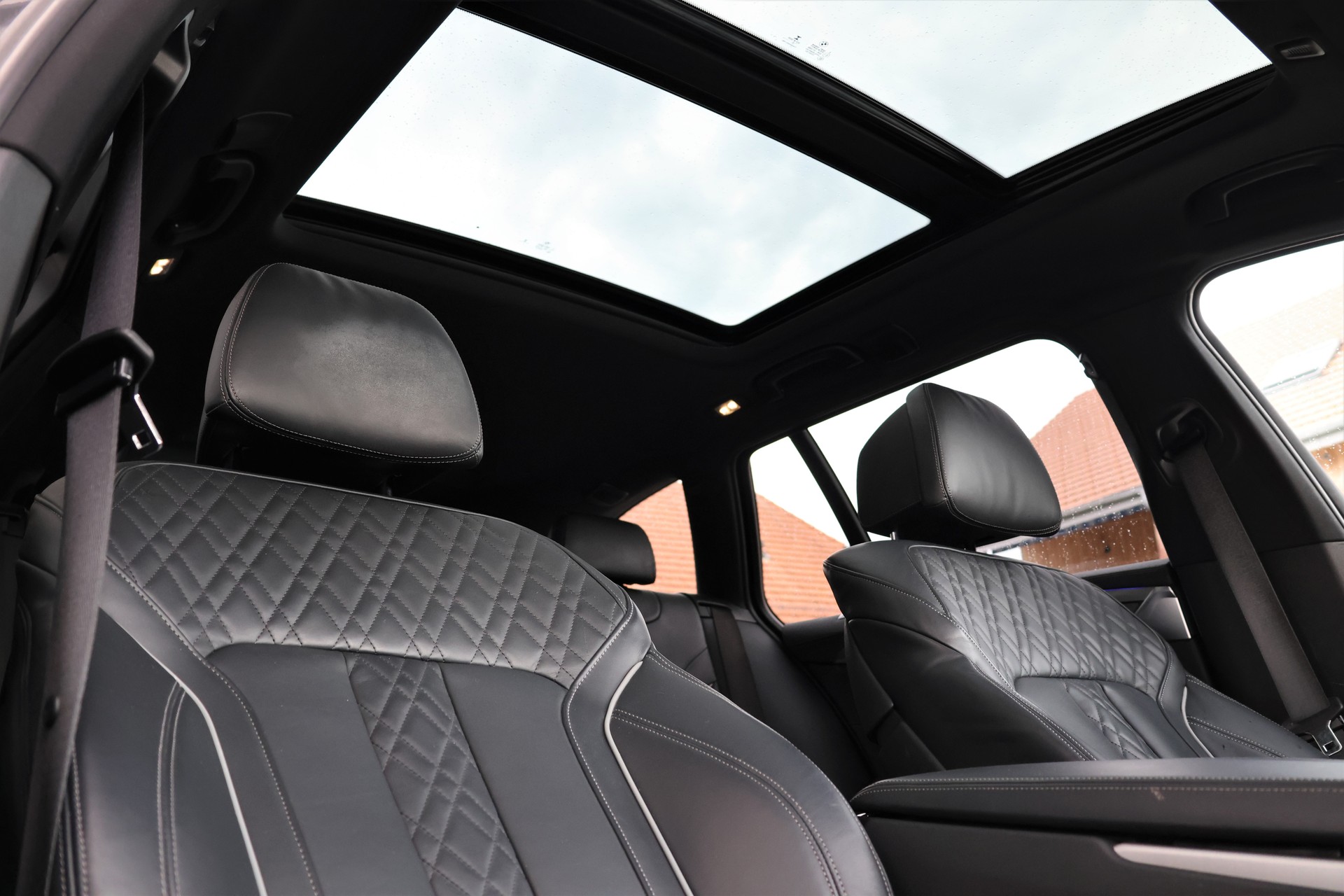 BMW 540d xDrive 48V Touring Pure M Sport Steptronic (CH)-image-22