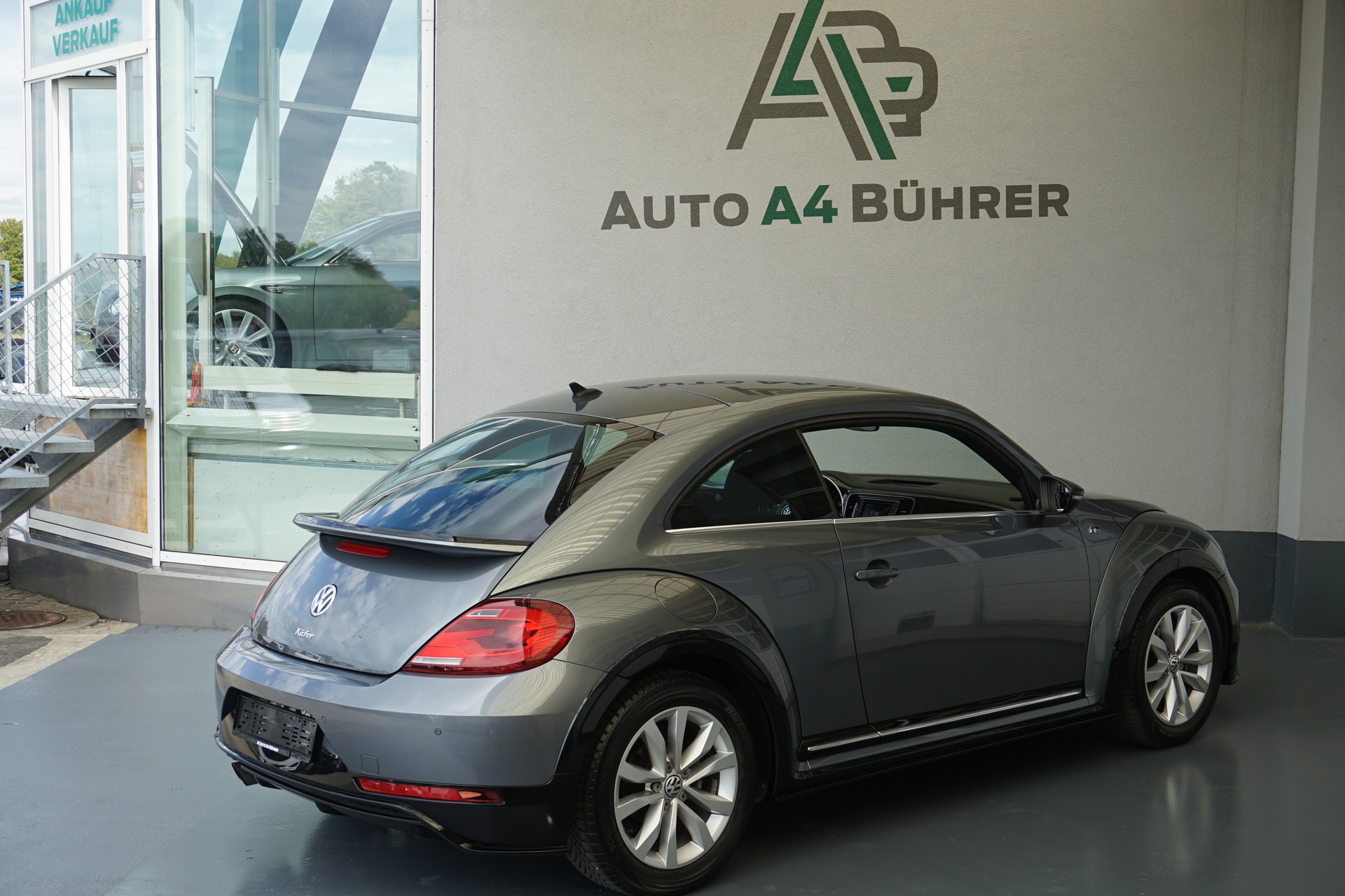 VW Beetle 1.4 TSI BMT R-Line-image-7
