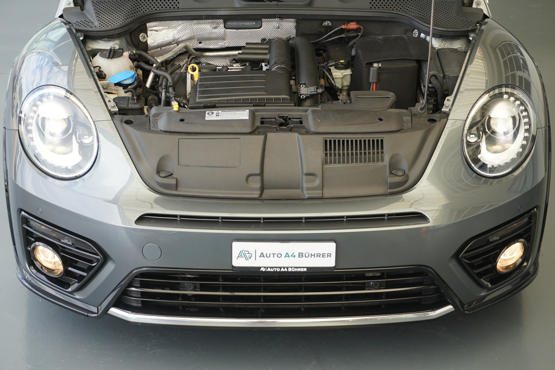 VW Beetle 1.4 TSI BMT R-Line-image-11