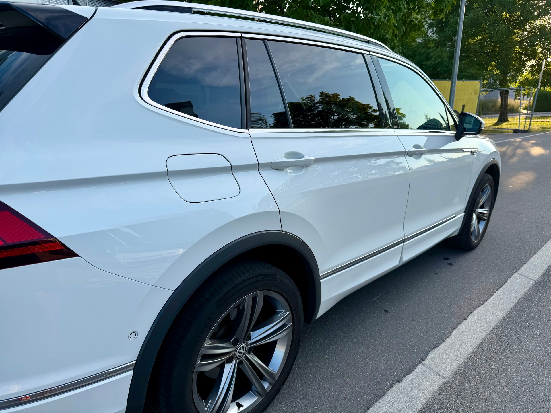 VW 2.0 TSI Highline DSG Allspace-image-5