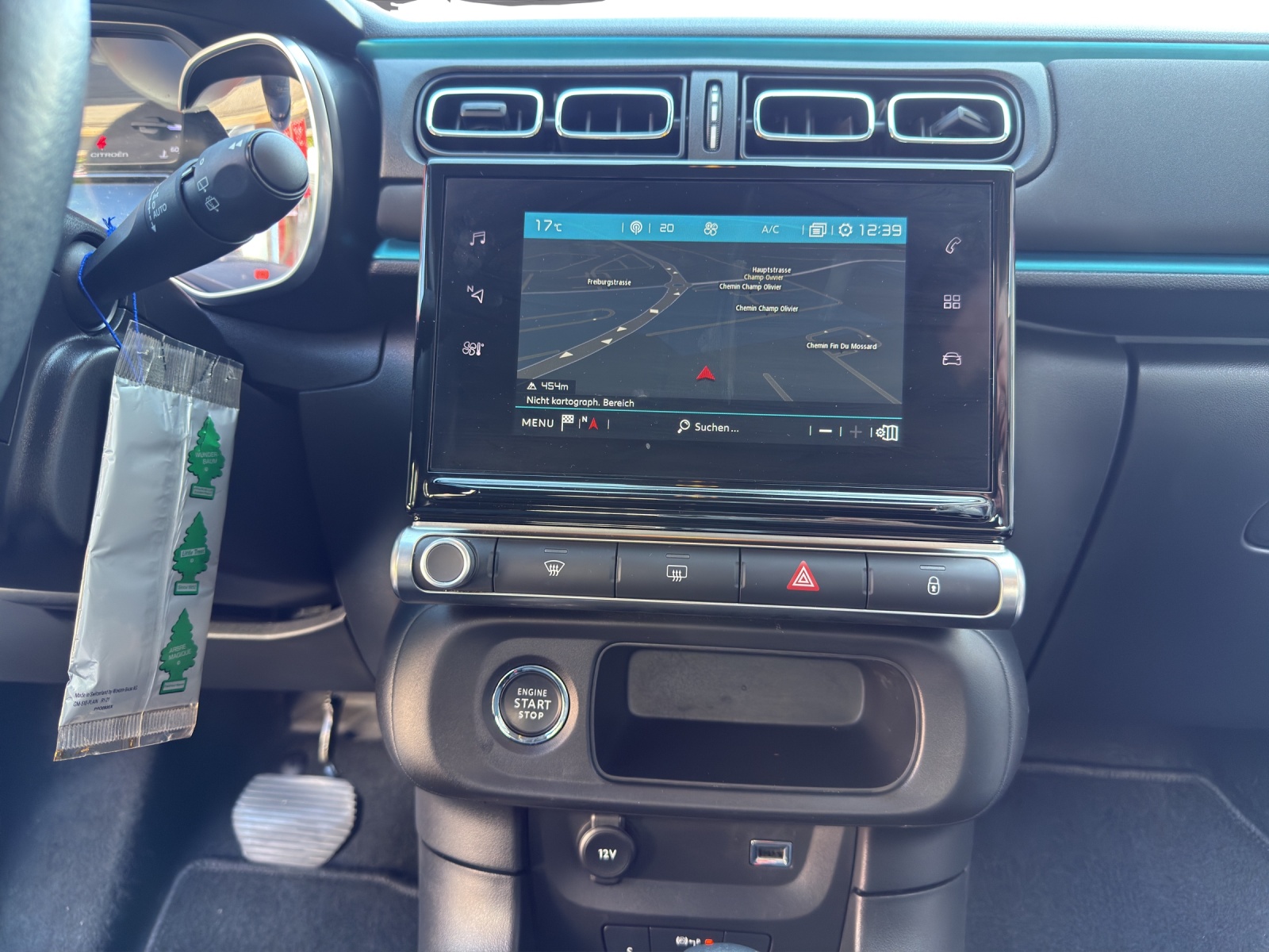 CITROEN C3 1.2i PureTech Swiss Edition EAT6-image-14