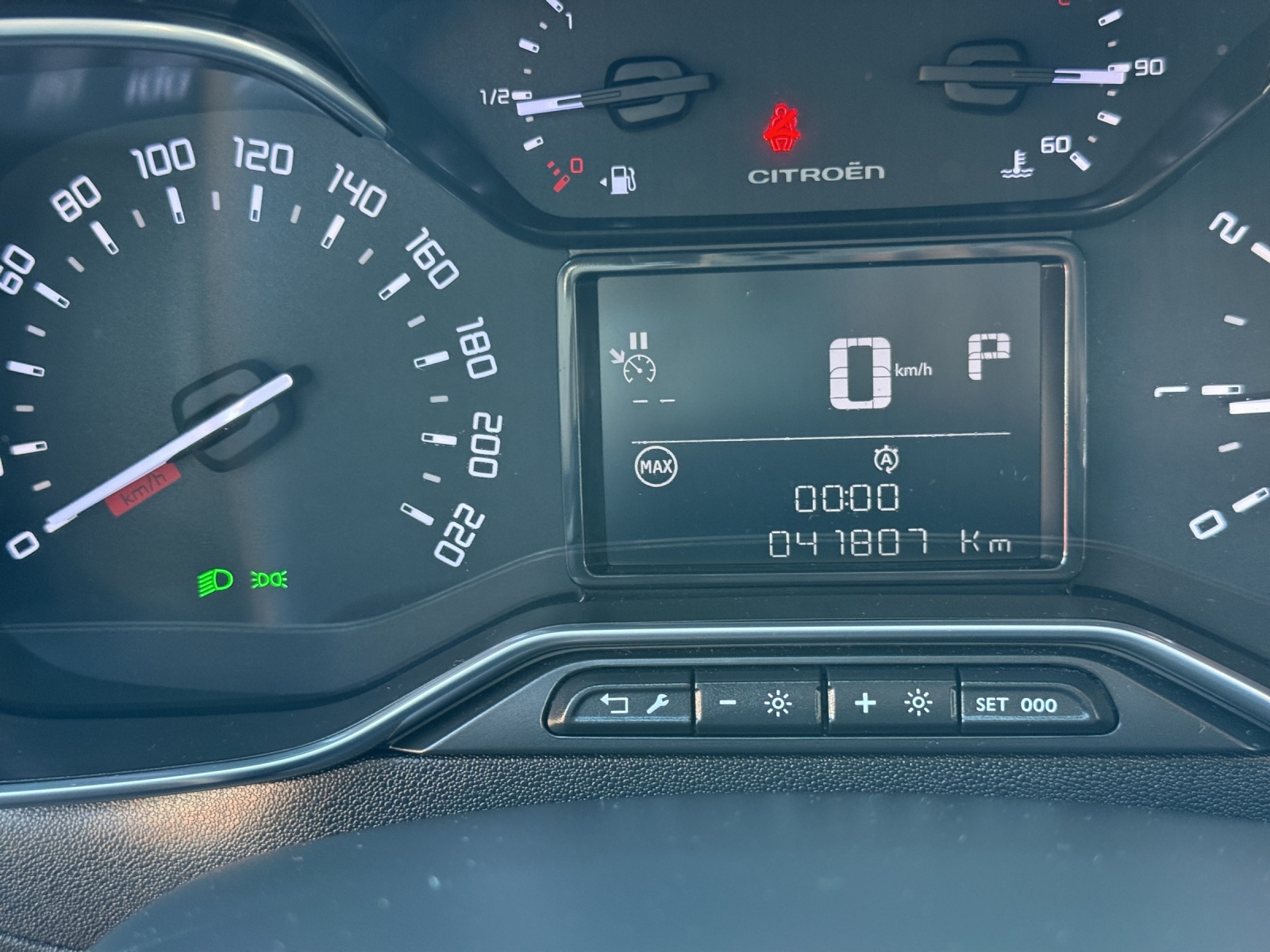 CITROEN C3 1.2i PureTech Swiss Edition EAT6-image-10