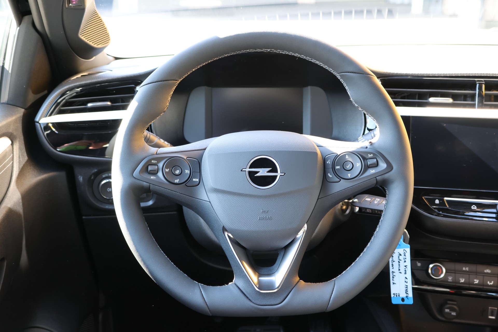 OPEL Corsa 1.2 MHEV Viva Sondermodell-image-5