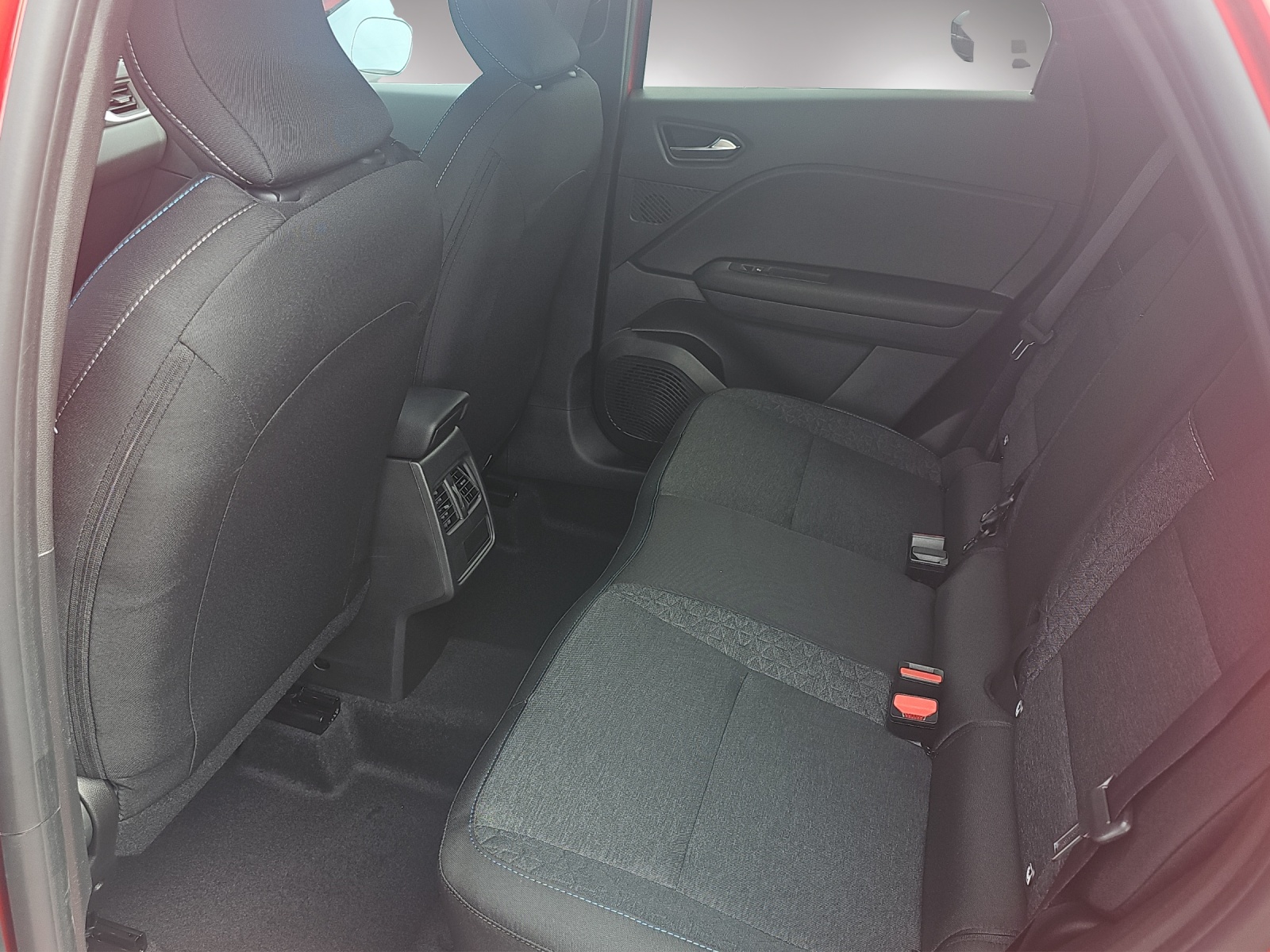 MITSUBISHI ASX 1.8 HEV Sport-image-6