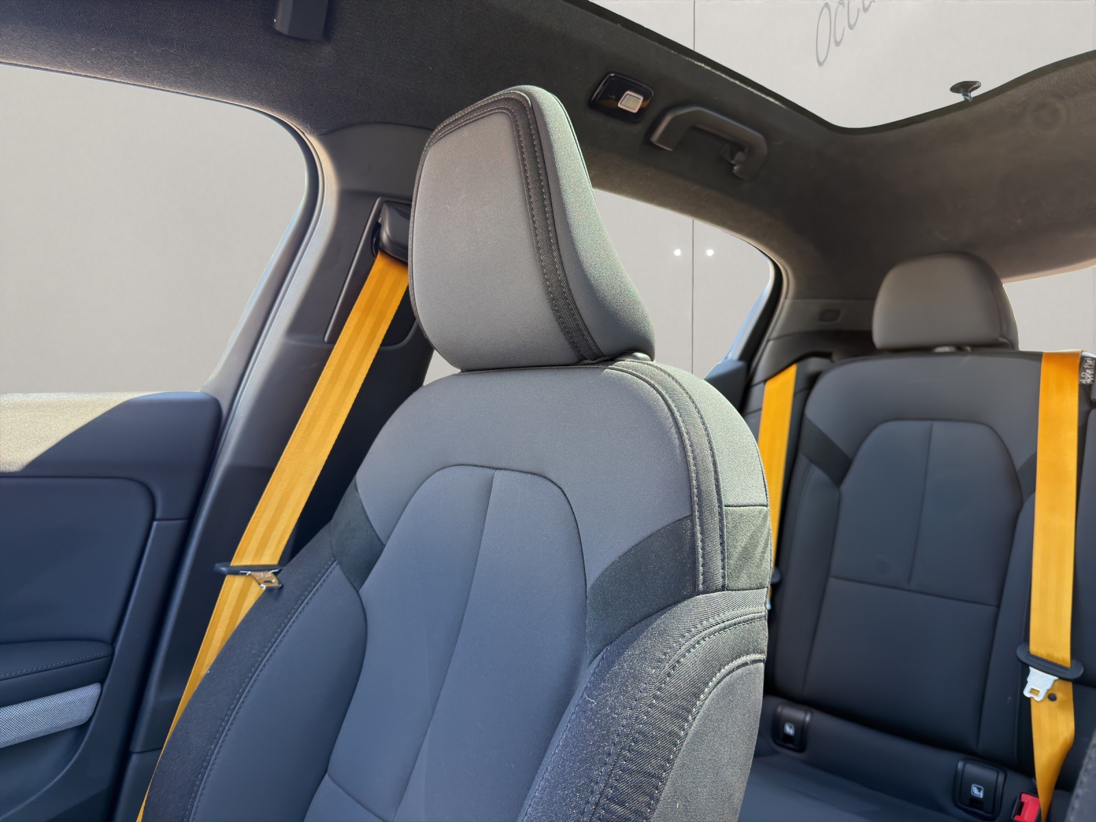POLESTAR 2 Long Range Dual Motor-image-10