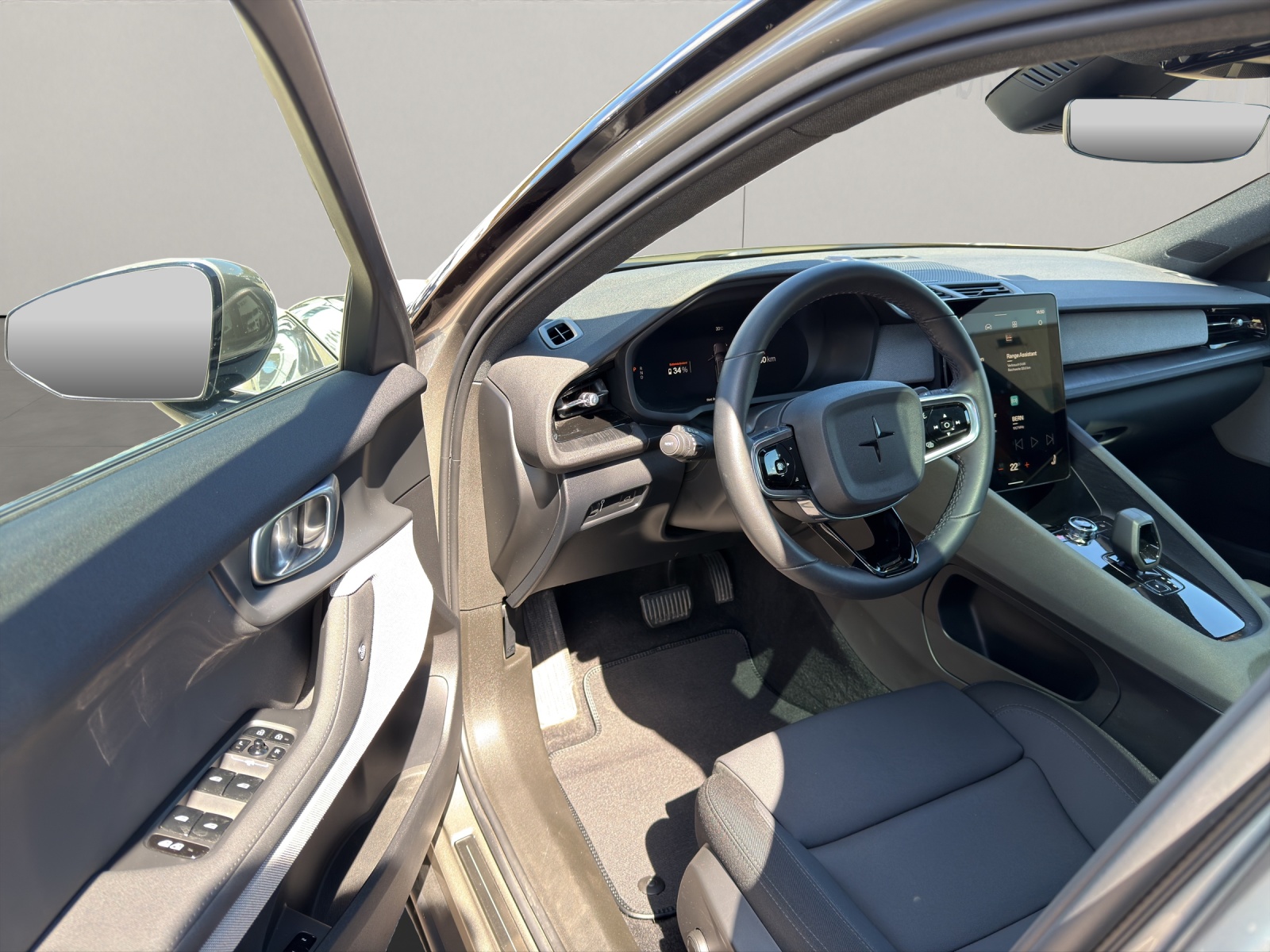 POLESTAR 2 Long Range Dual Motor-image-7