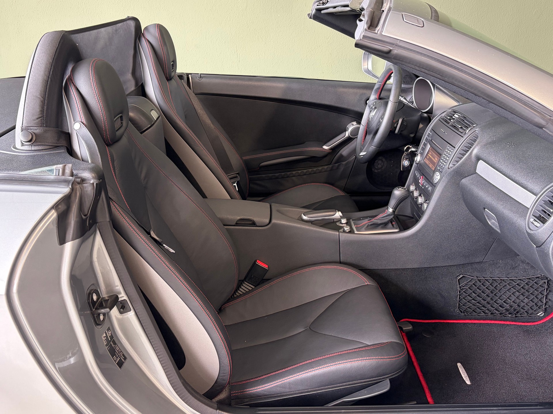 MERCEDES-BENZ SLK 200 Kompressor Automatic Sport-Paket *NUR 20'000KM*Ab MFK*CH-Fahrzeug*-image-18