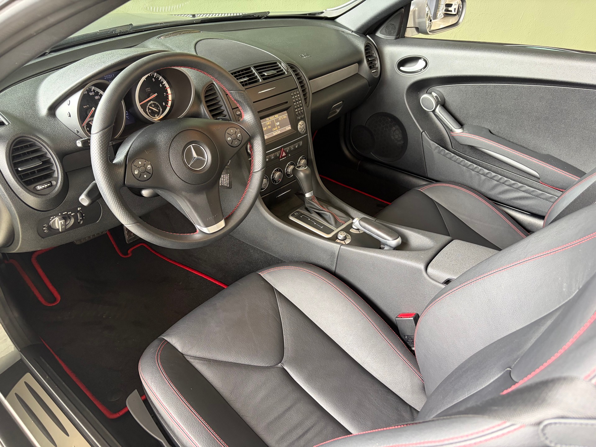 MERCEDES-BENZ SLK 200 Kompressor Automatic Sport-Paket *NUR 20'000KM*Ab MFK*CH-Fahrzeug*-image-13