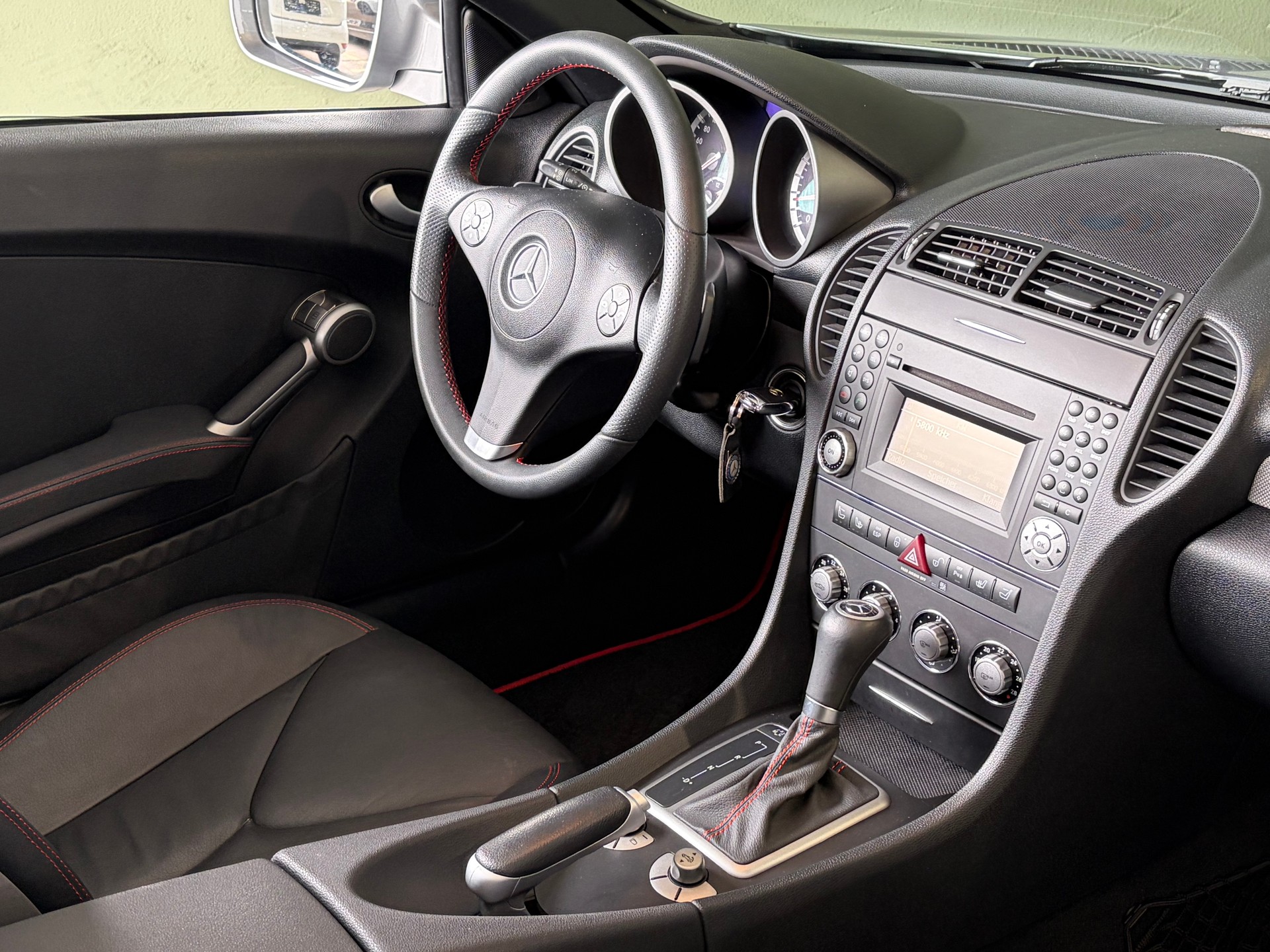 MERCEDES-BENZ SLK 200 Kompressor Automatic Sport-Paket *NUR 20'000KM*Ab MFK*CH-Fahrzeug*-image-16