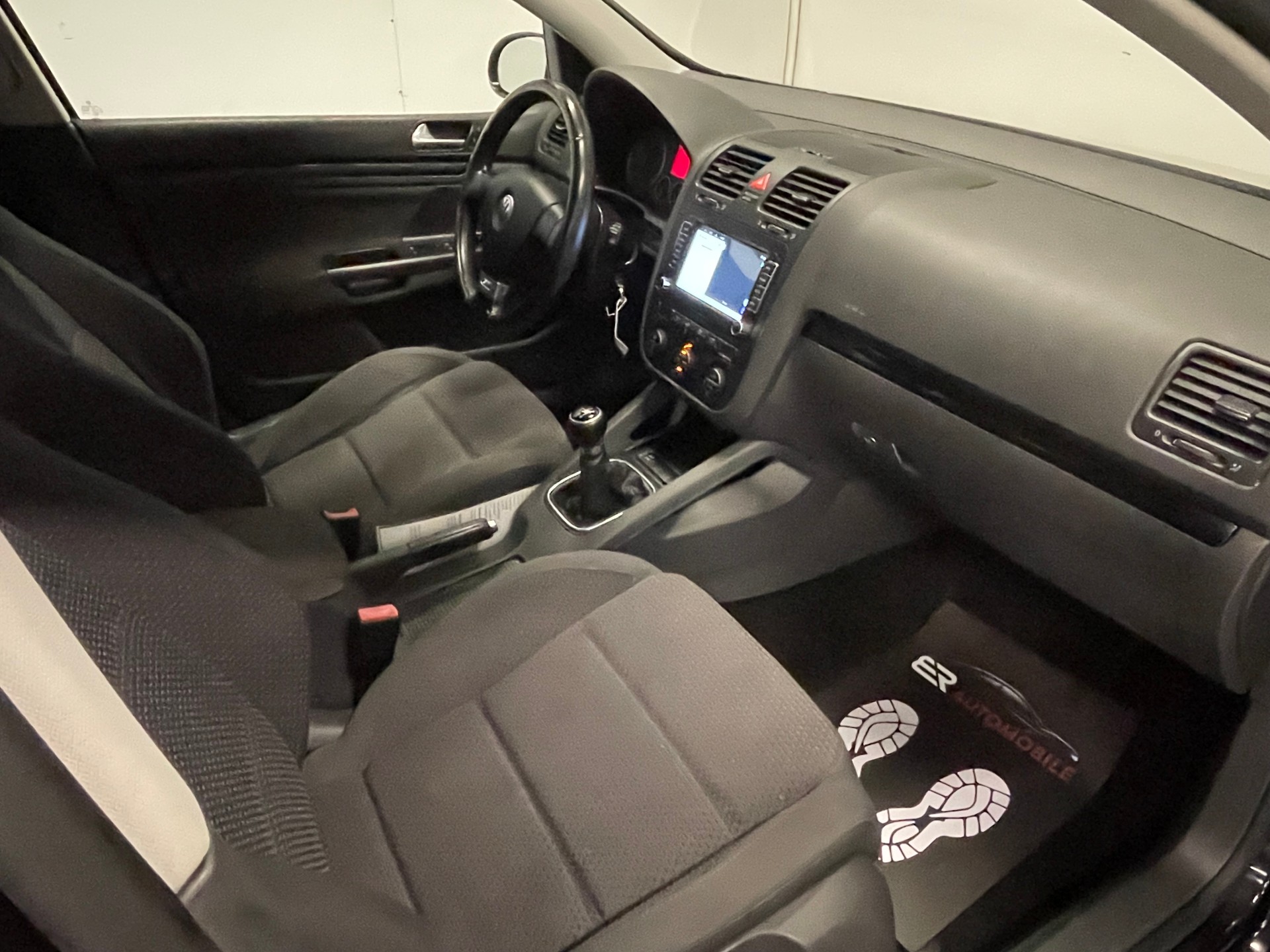 VW Golf 1.4 TSI GT-image-12