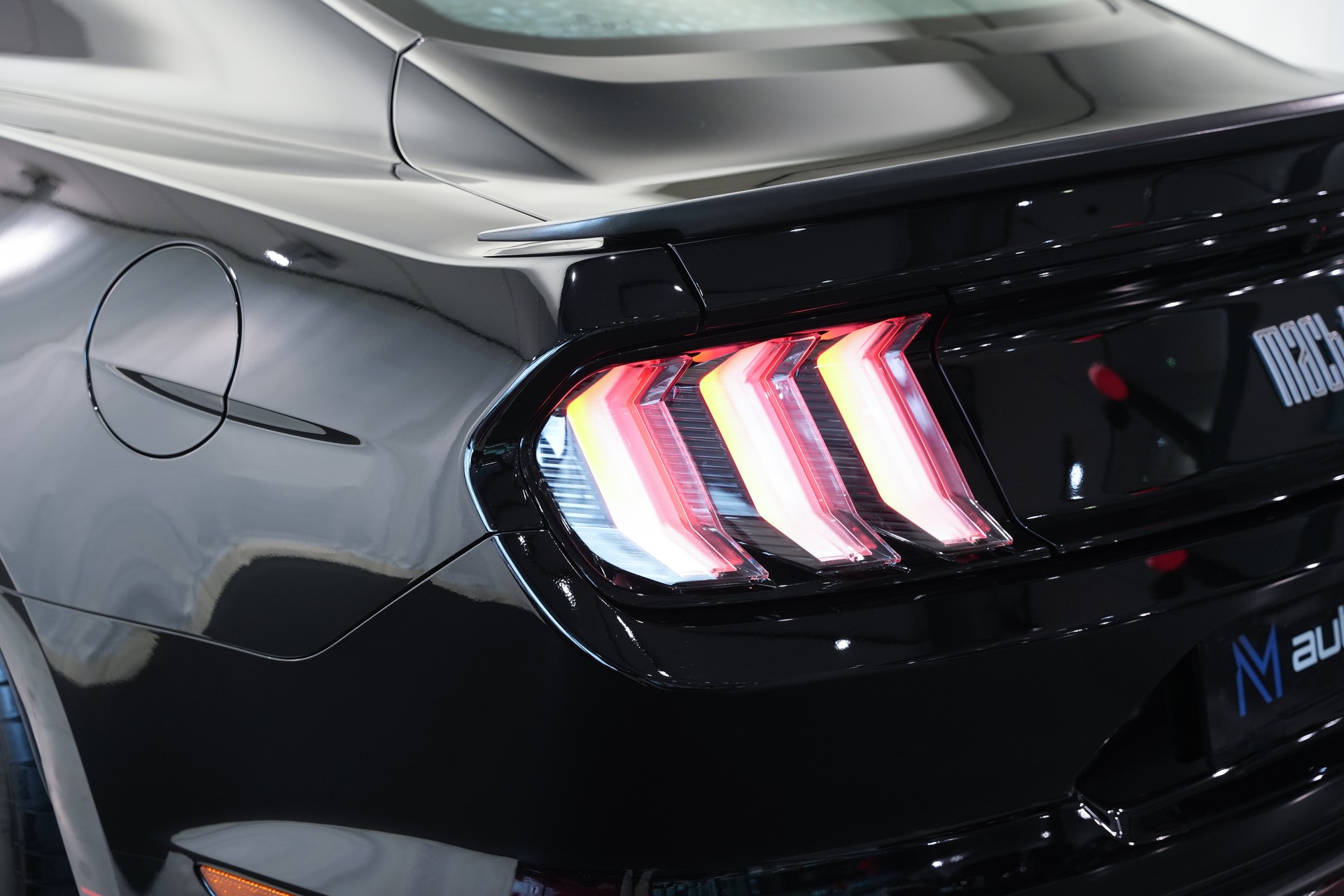 FORD Mustang Fastback 5.0 V8 Mach 1 *Handschalter*-image-30
