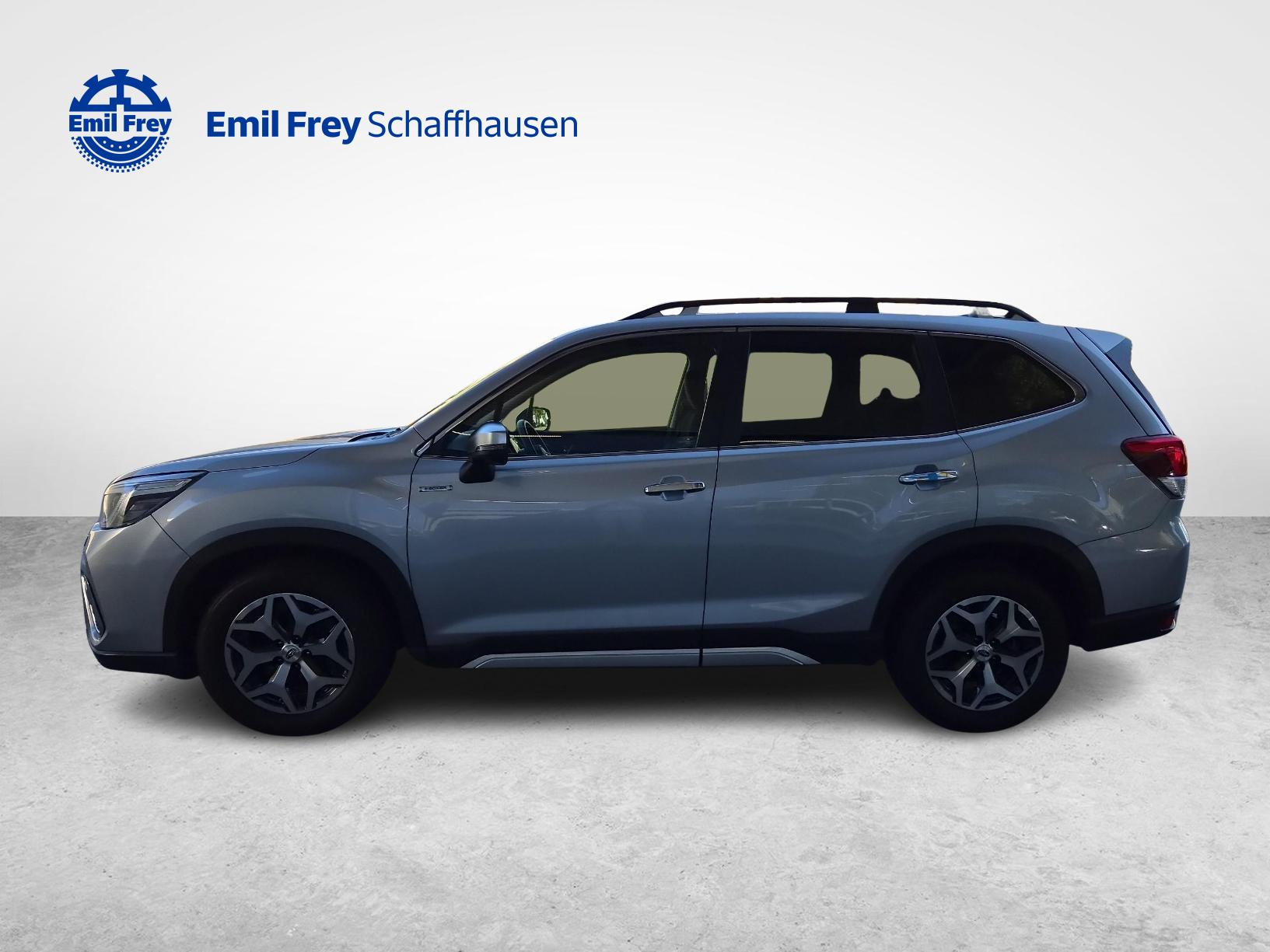 SUBARU Forester Station 2.0i e-Boxer Swiss Plus-image-1