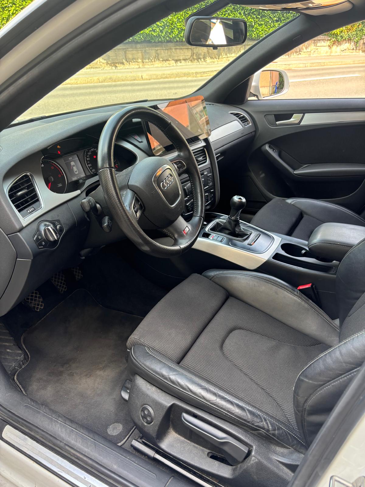 AUDI A4 Limousine 2.0 TDI 170 ch / S line-image-6