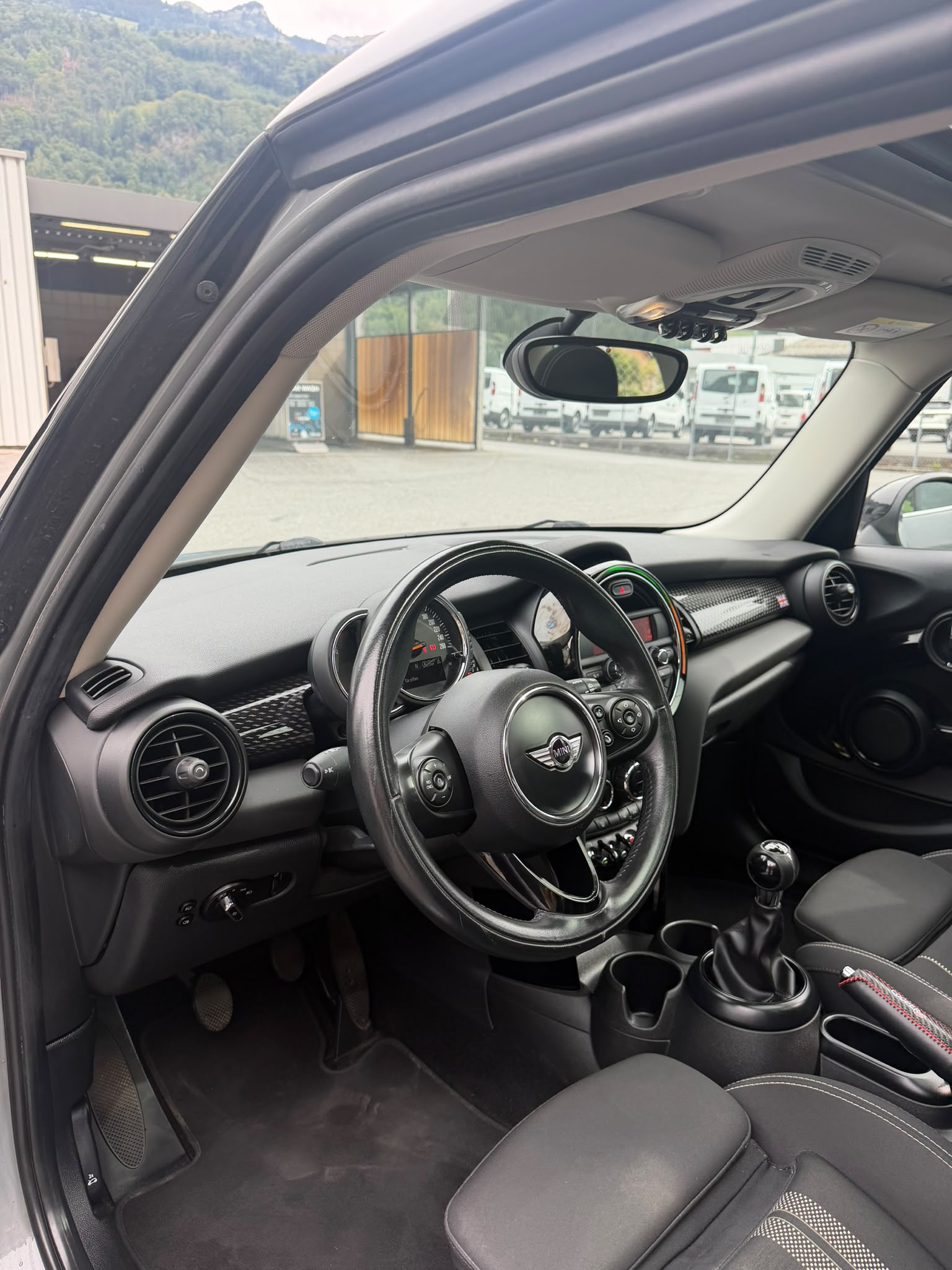 MINI Cooper S-image-10