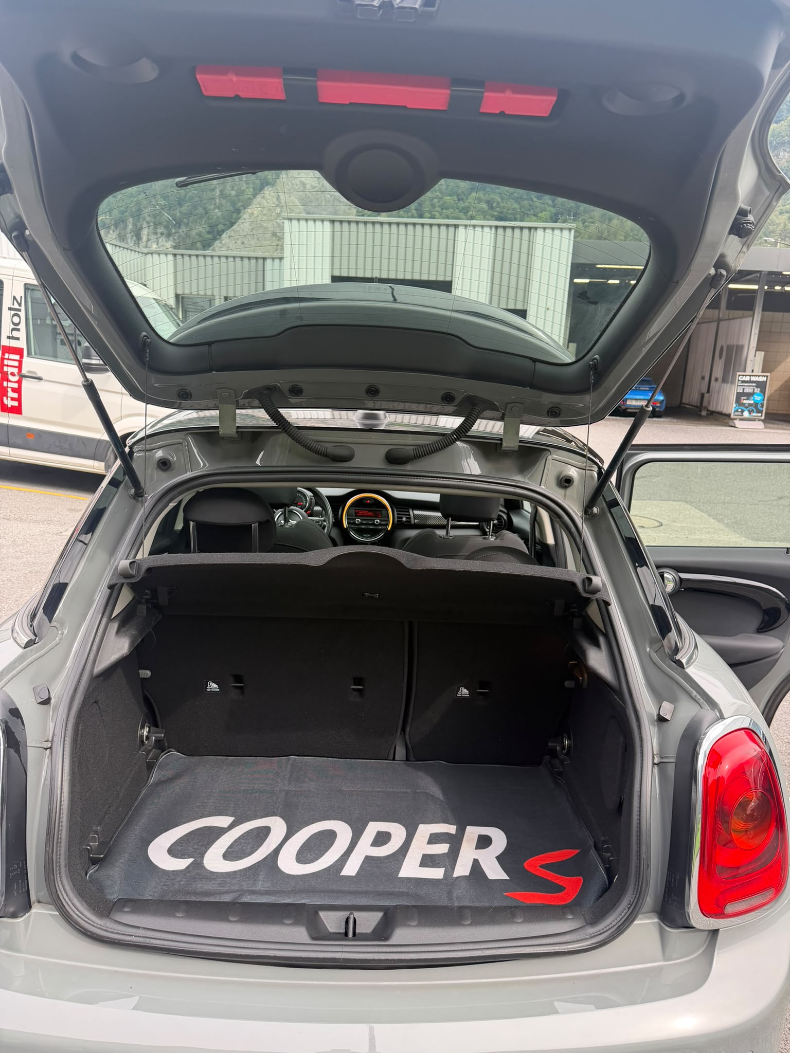 MINI Cooper S-image-9