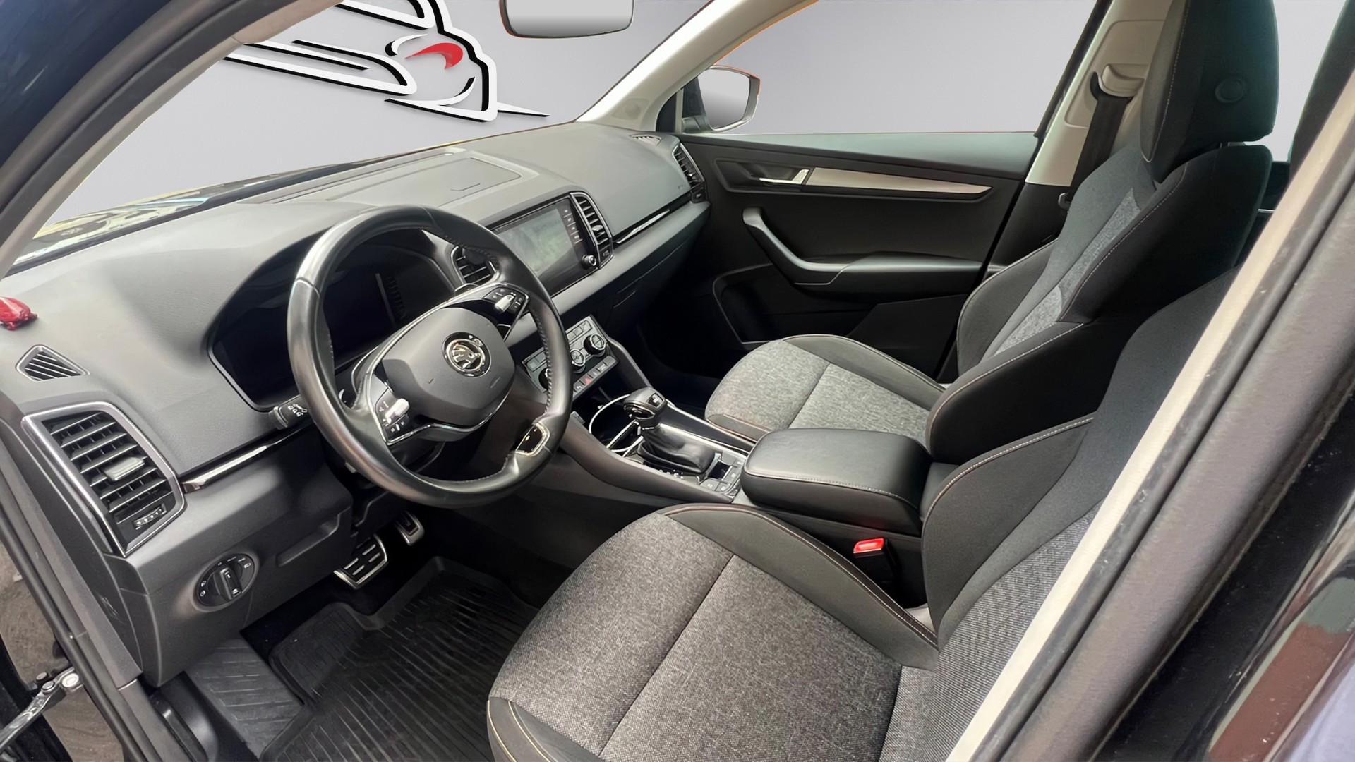 SKODA Karoq 1.5 TSI ACT Clever DSG-image-8