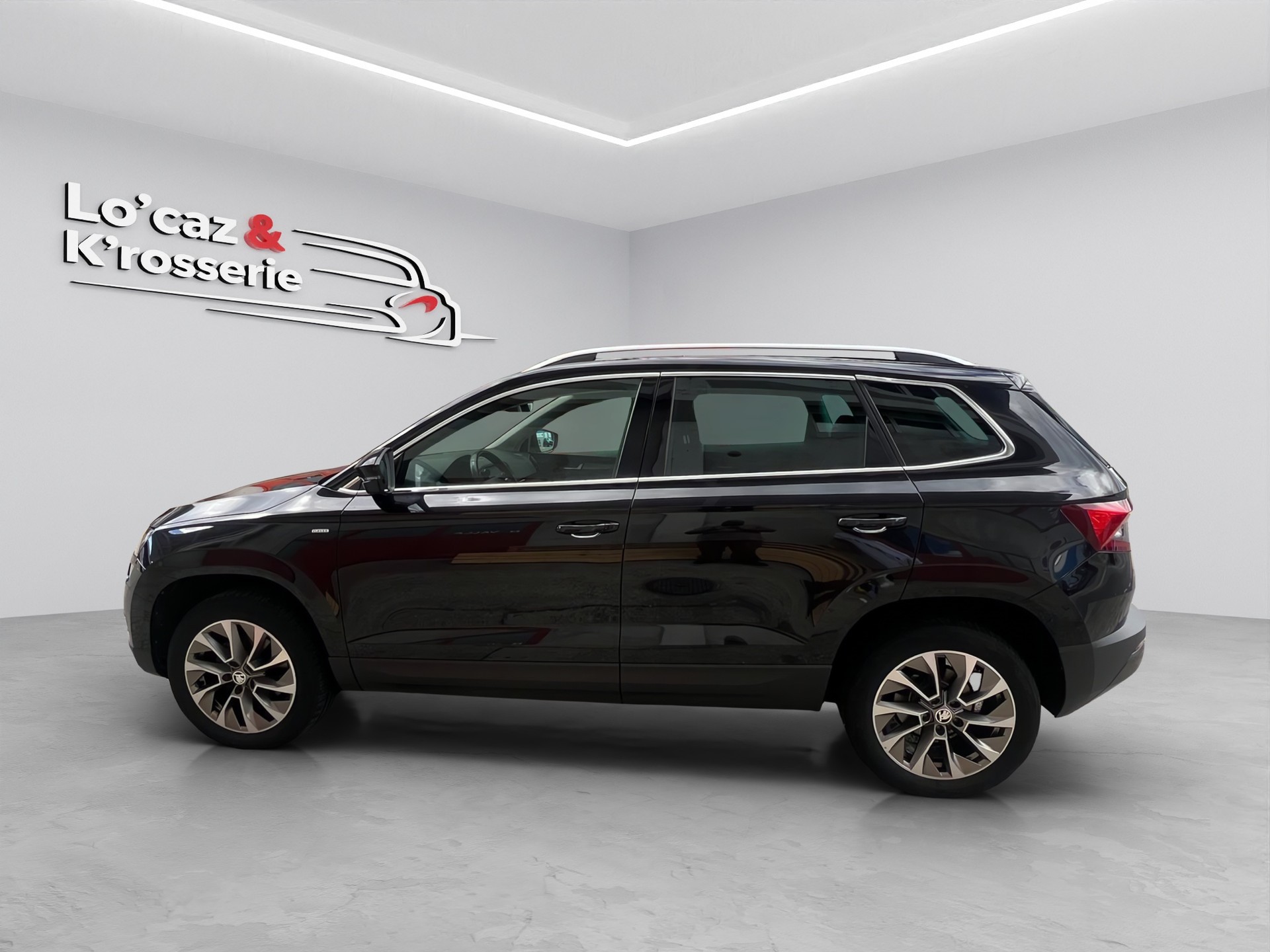 SKODA Karoq 1.5 TSI ACT Clever DSG-image-2