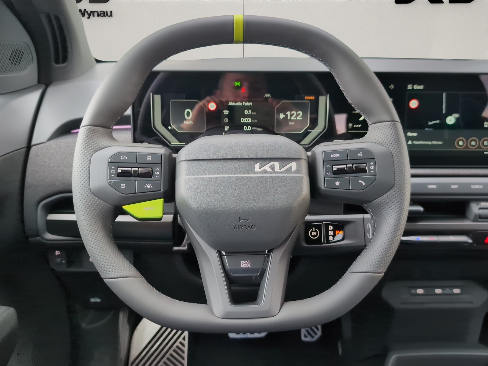 KIA EV3 81 kWh GT 4x4-image-9