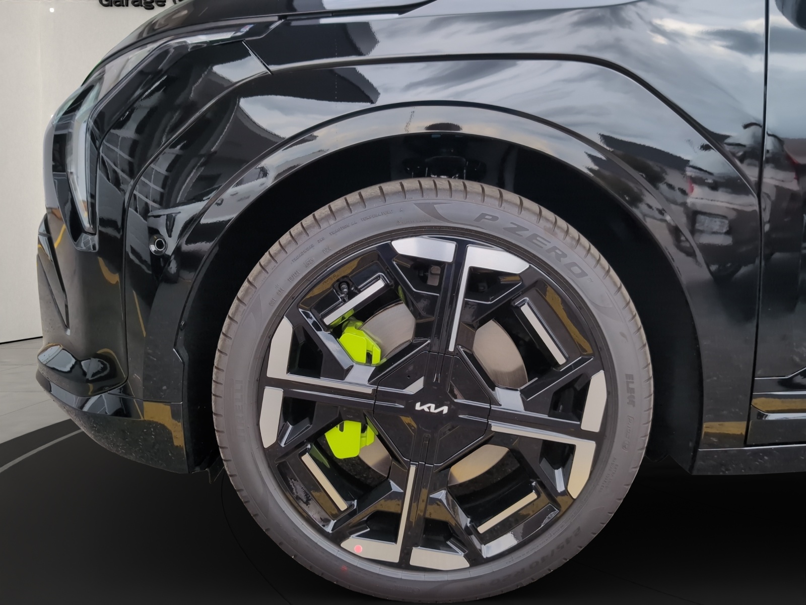 KIA EV3 81 kWh GT 4x4-image-18