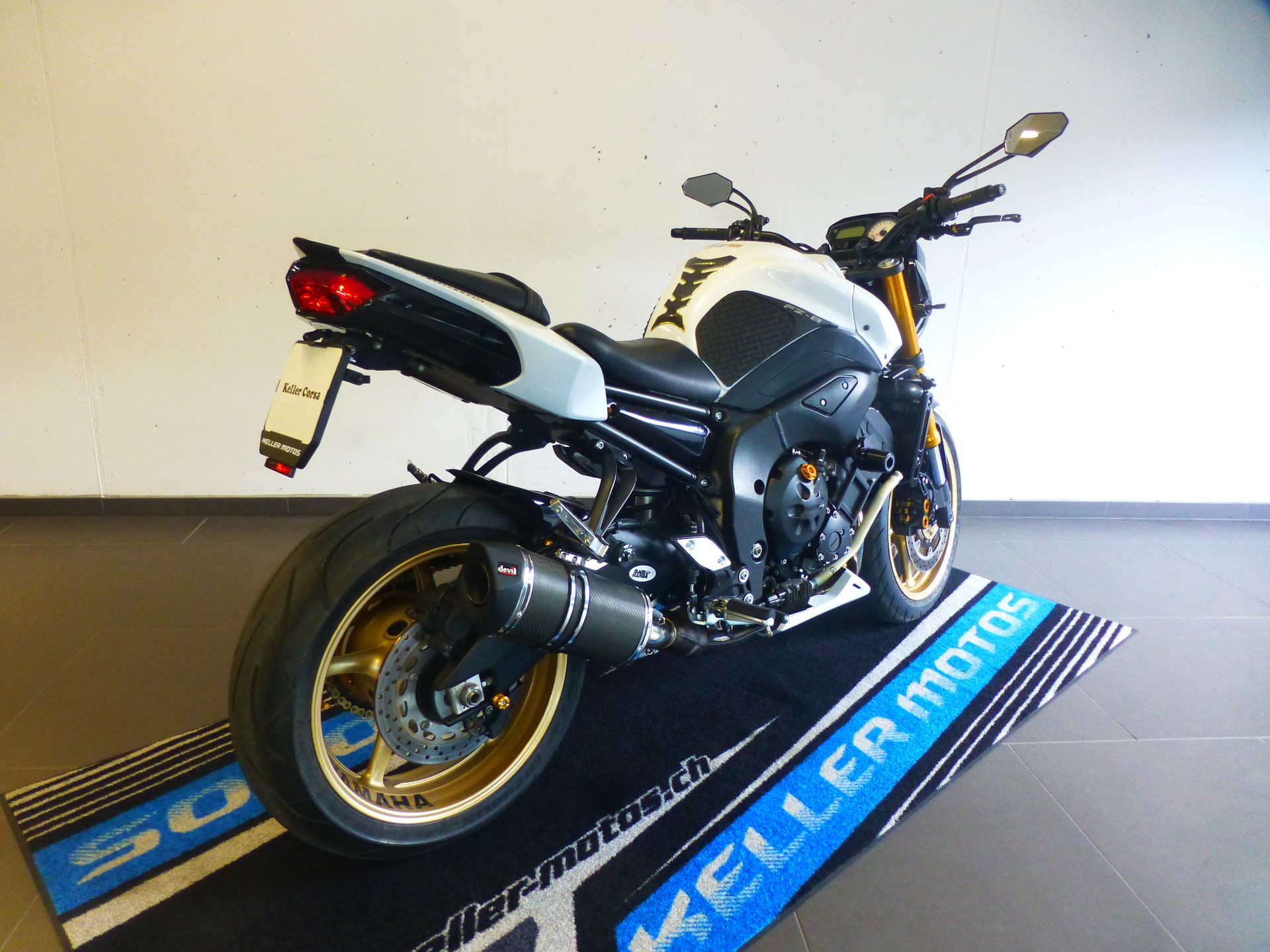 YAMAHA FZ8 N ABS-image-5