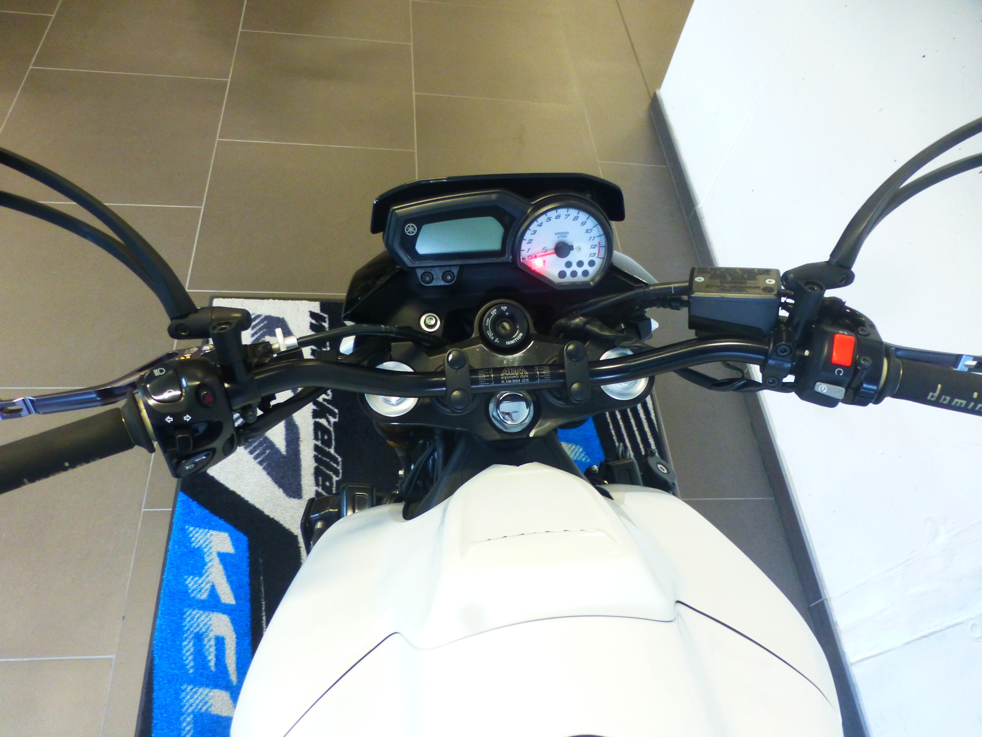 YAMAHA FZ8 N ABS-image-10