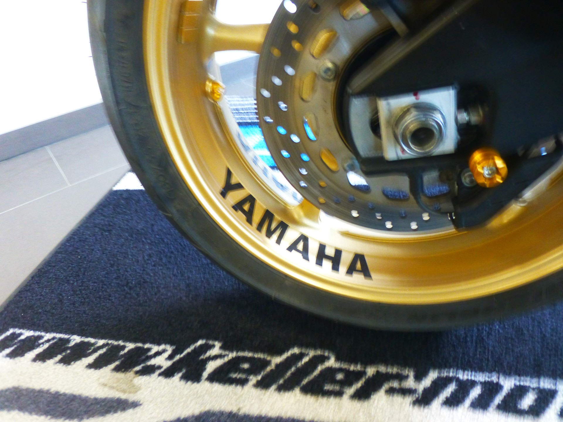 YAMAHA FZ8 N ABS-image-8