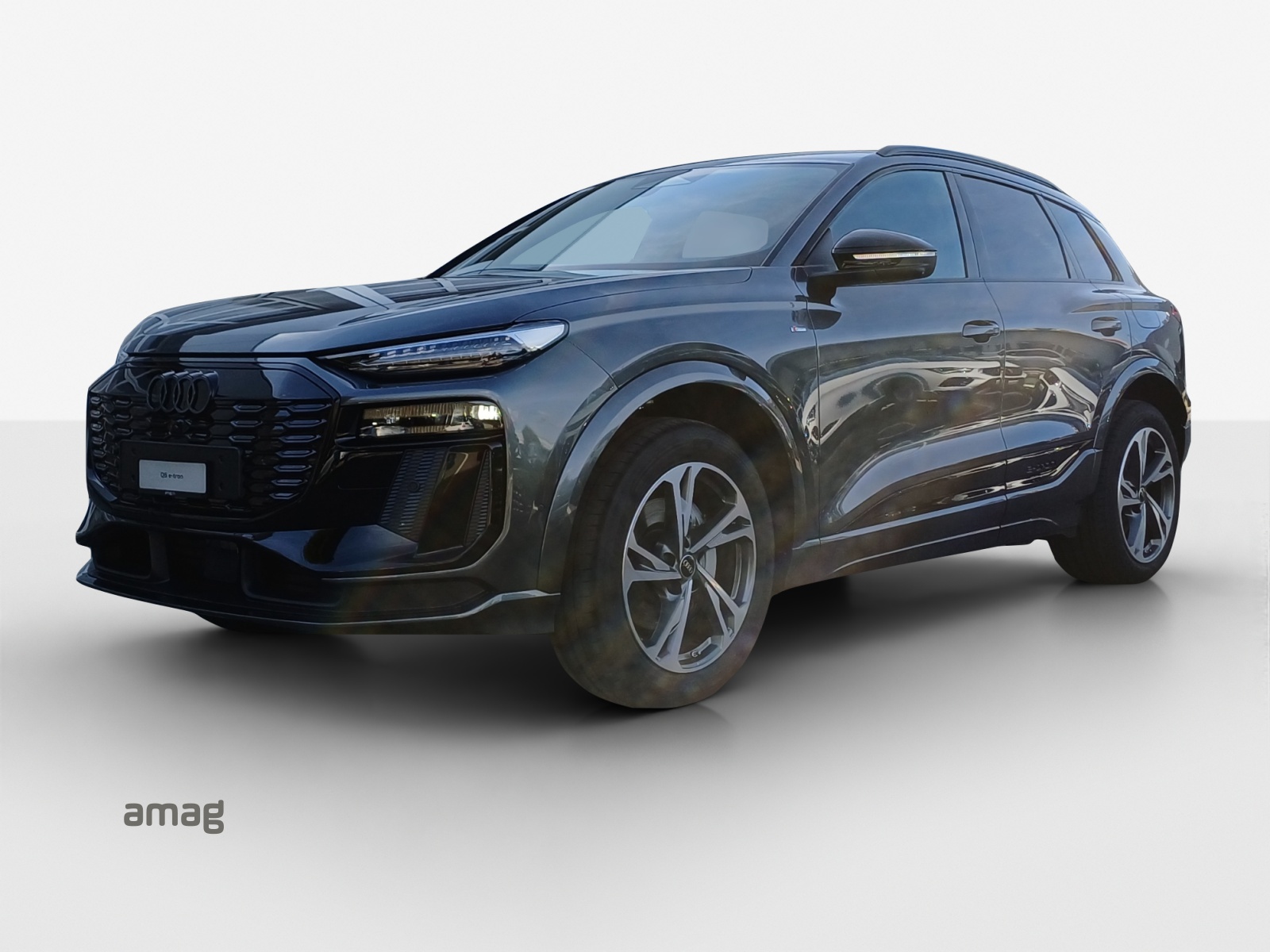 AUDI Q6 e-tron quattro-image-0