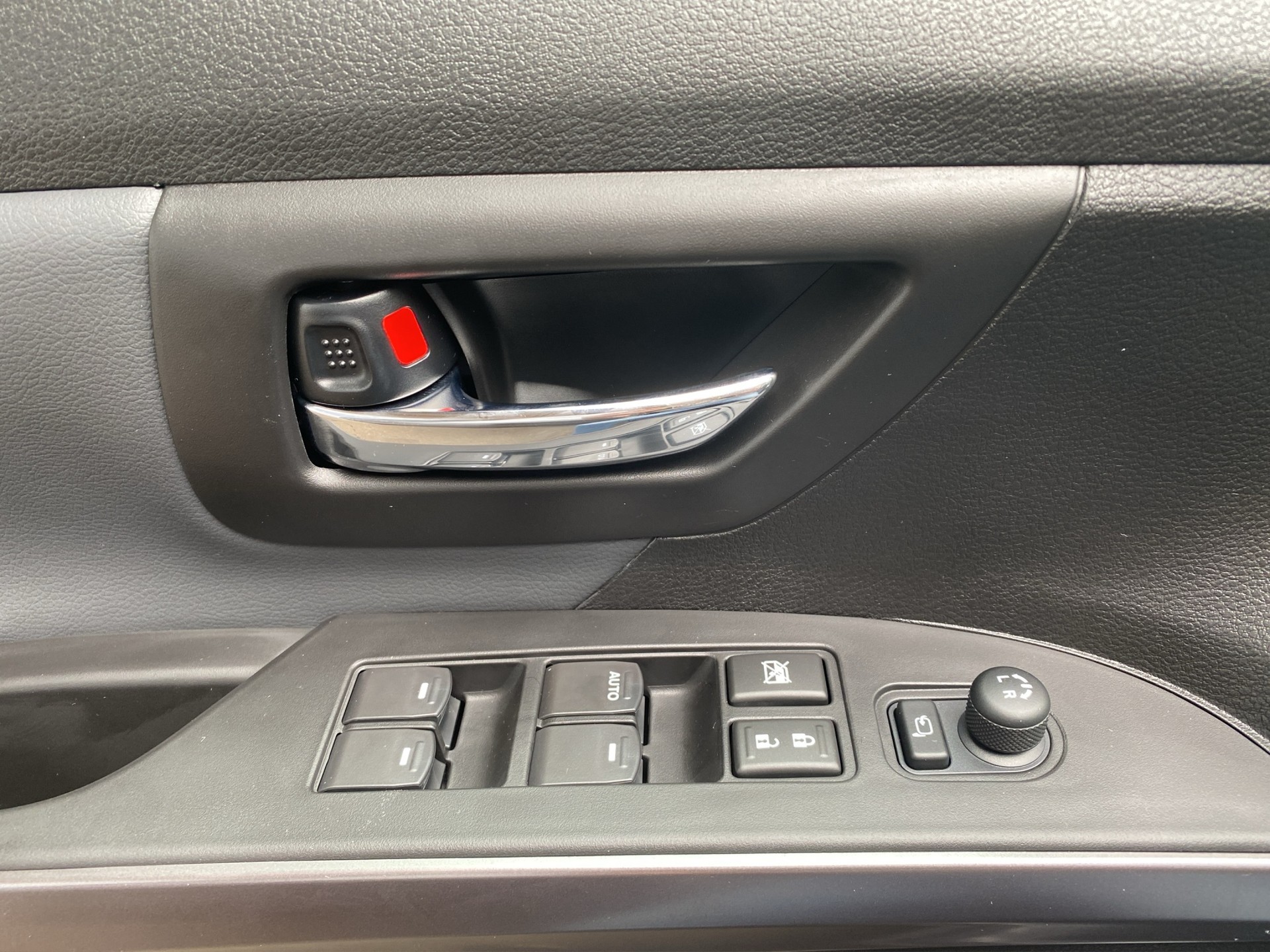 SUZUKI S-Cross 1.4 16V Compact Top MHD 4WD Automatic-image-12