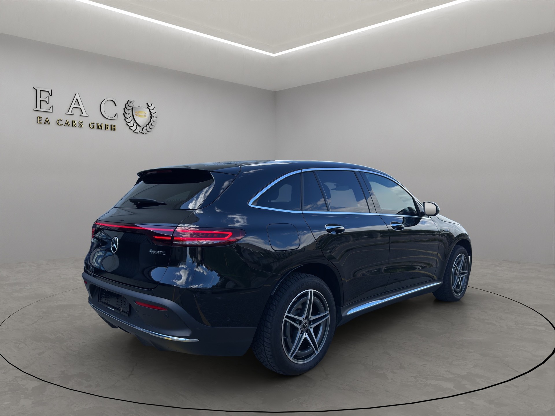 MERCEDES-BENZ EQC 400 4Matic AMG Line **Batteriekapazität 96.55%**-image-4