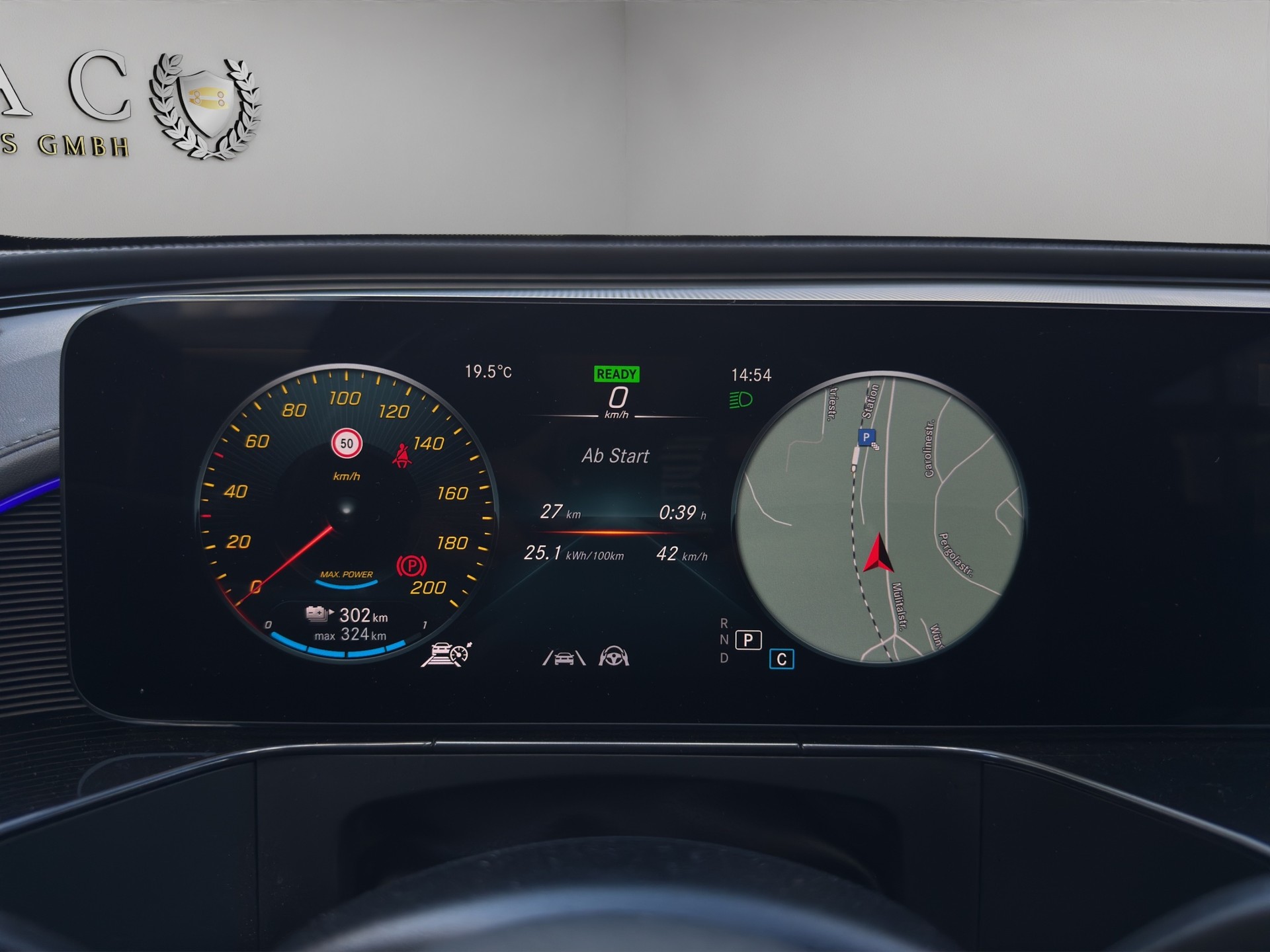 MERCEDES-BENZ EQC 400 4Matic AMG Line **Batteriekapazität 96.55%**-image-10