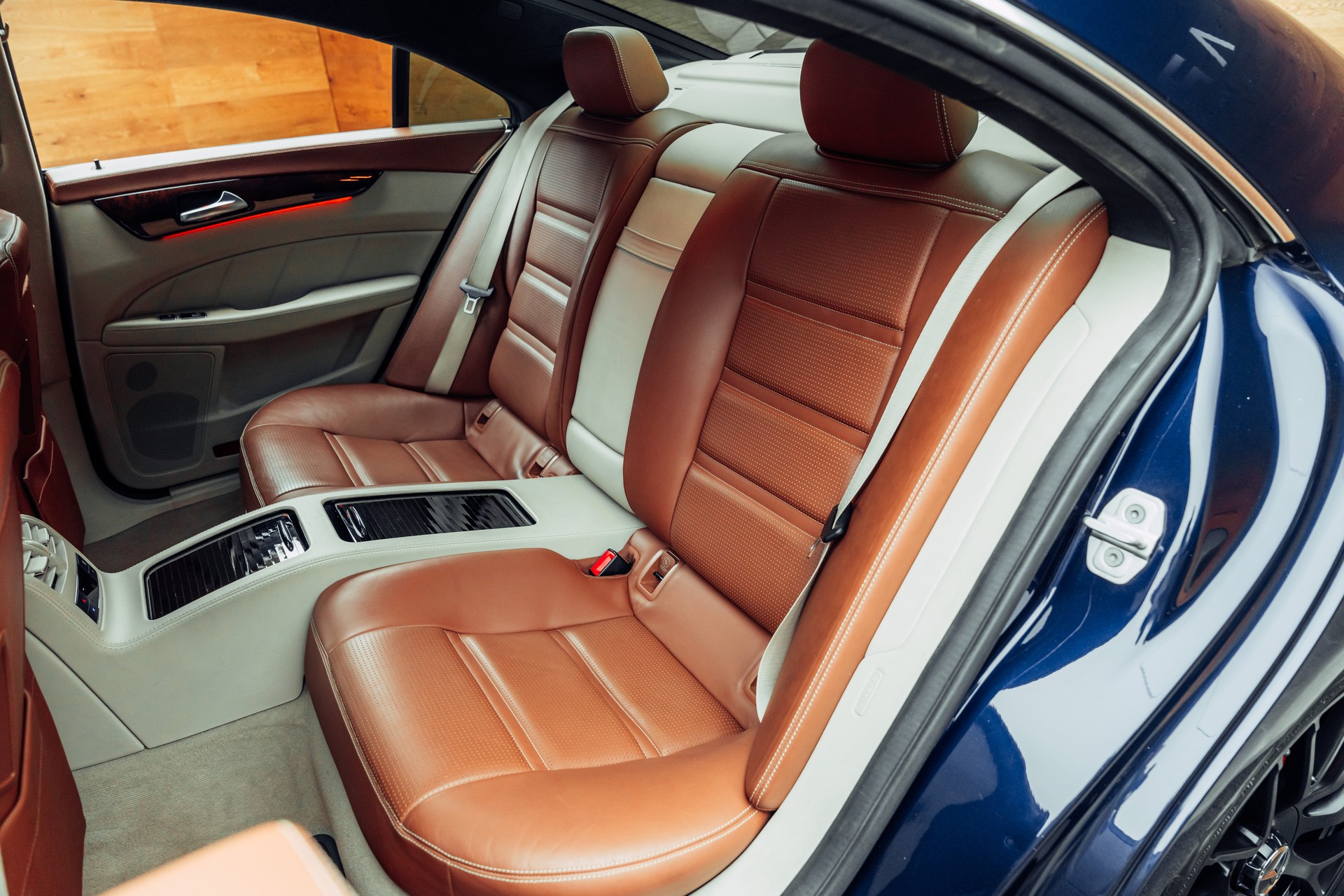 MERCEDES-BENZ CLS 63 AMG S 4Matic Speedshift MCT-image-7